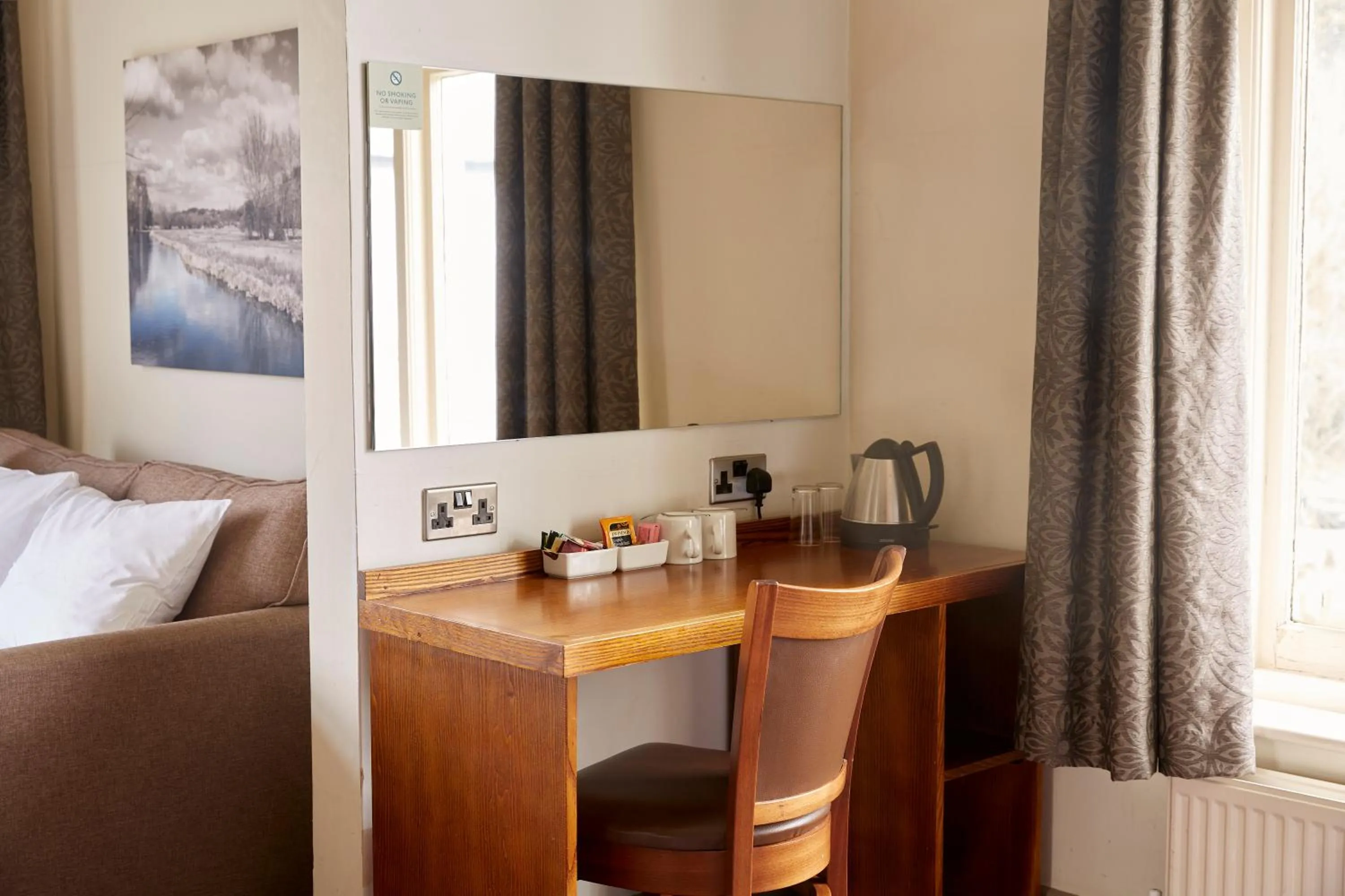 Coffee/tea facilities, Bed in White Rabbit by Chef & Brewer Collection