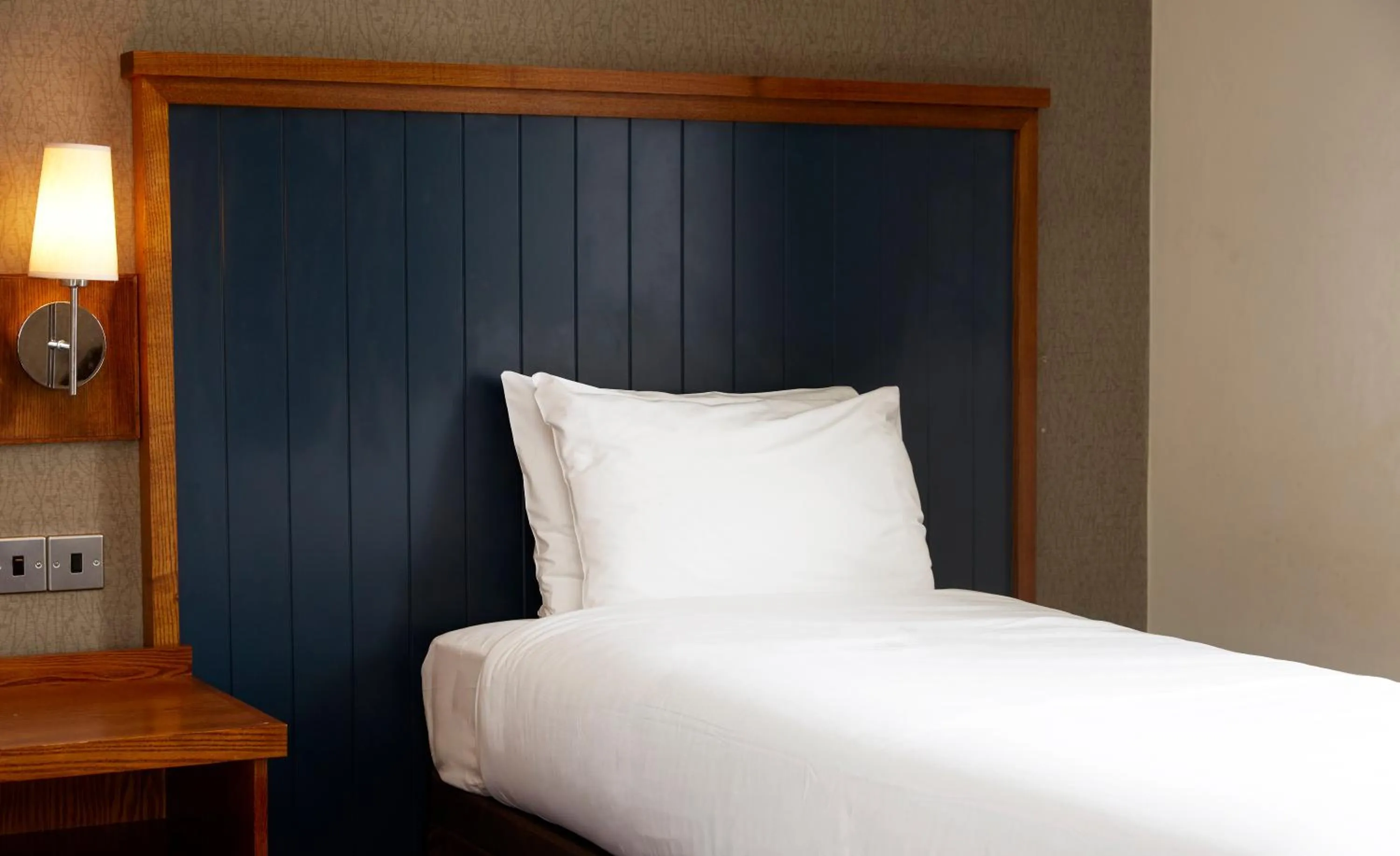 Bed in White Rabbit by Chef & Brewer Collection