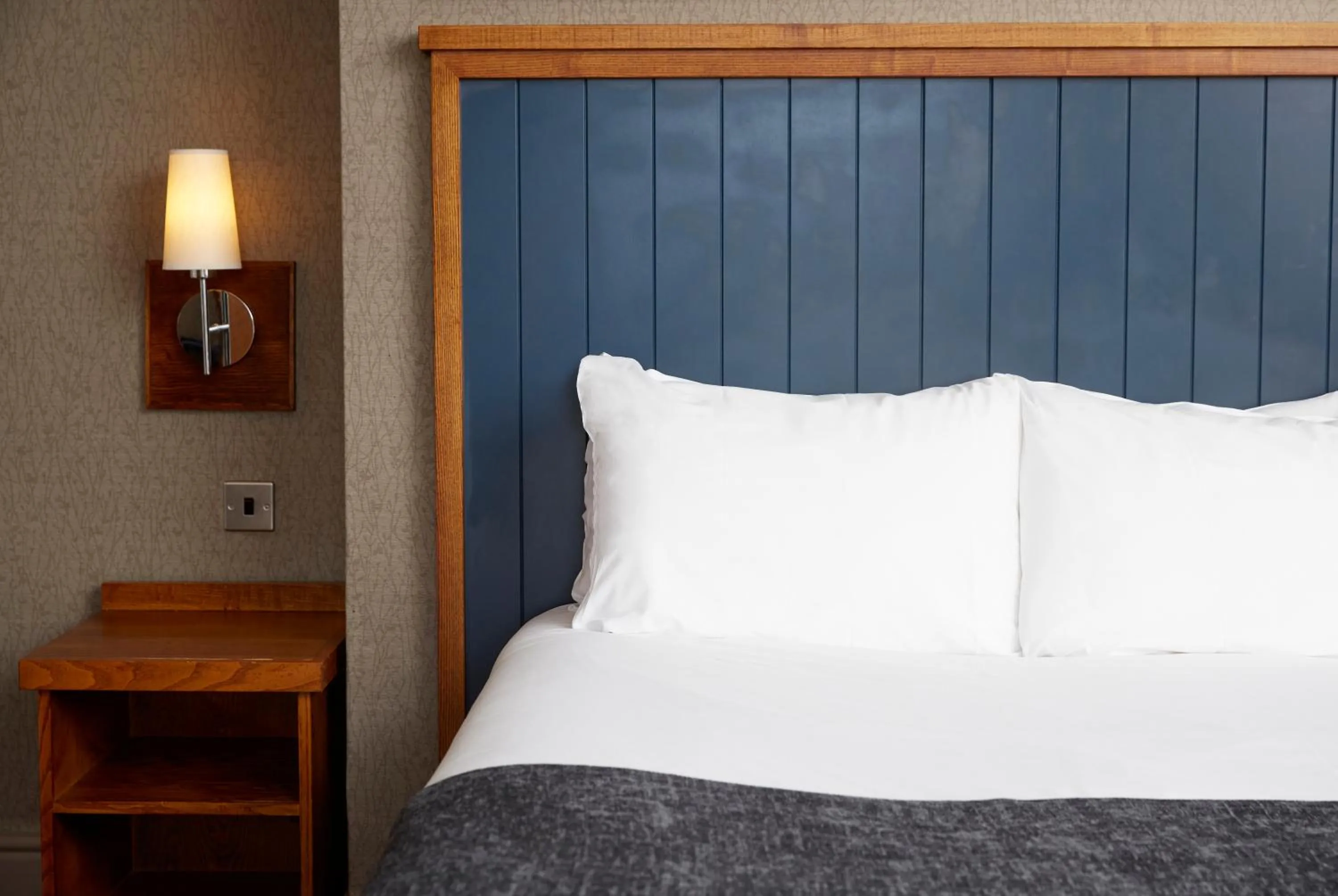 Bed in White Rabbit by Chef & Brewer Collection