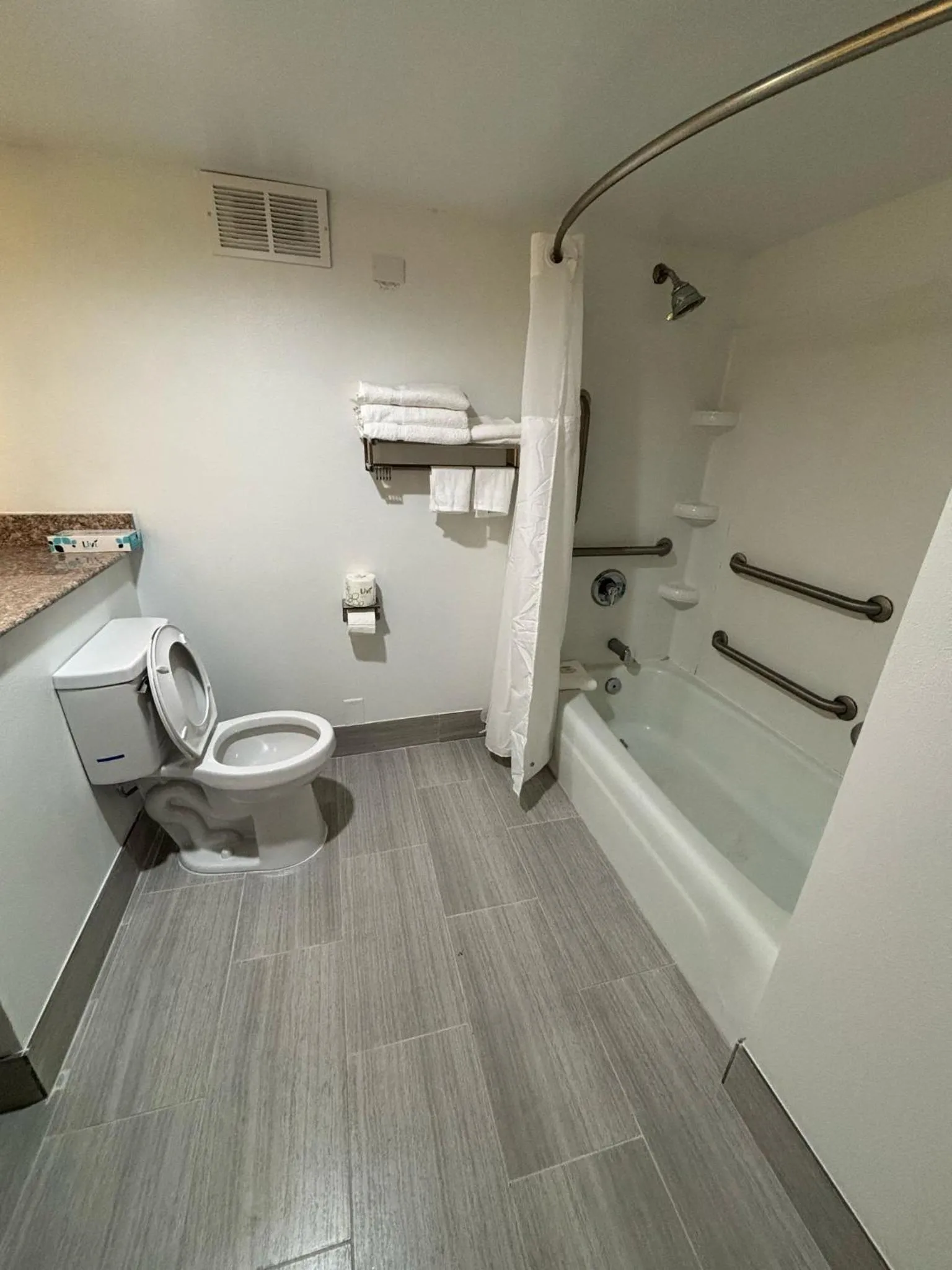 Days Hotel by Wyndham Williamsburg I-64