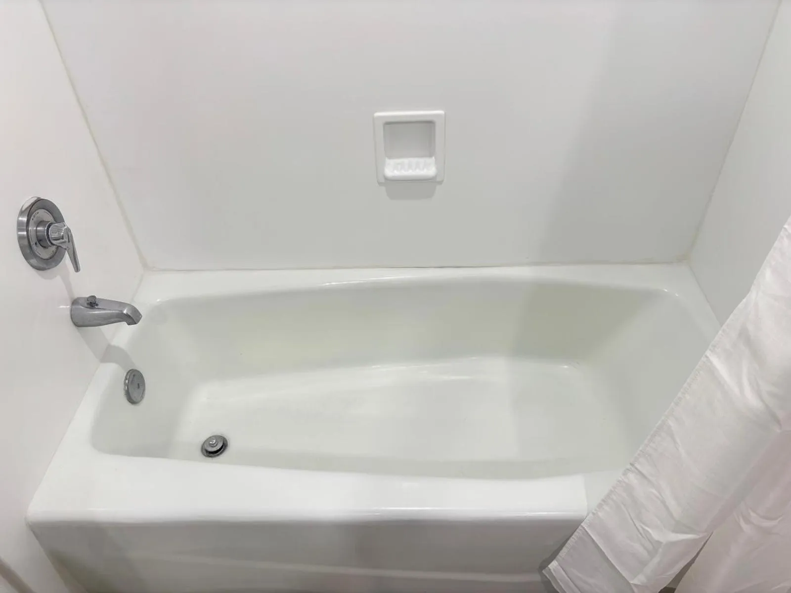 Days Hotel by Wyndham Williamsburg I-64