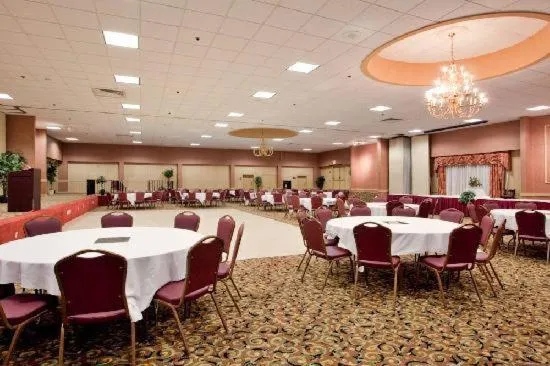 Meeting/conference room in Clarion Hotel Williamsburg I-64