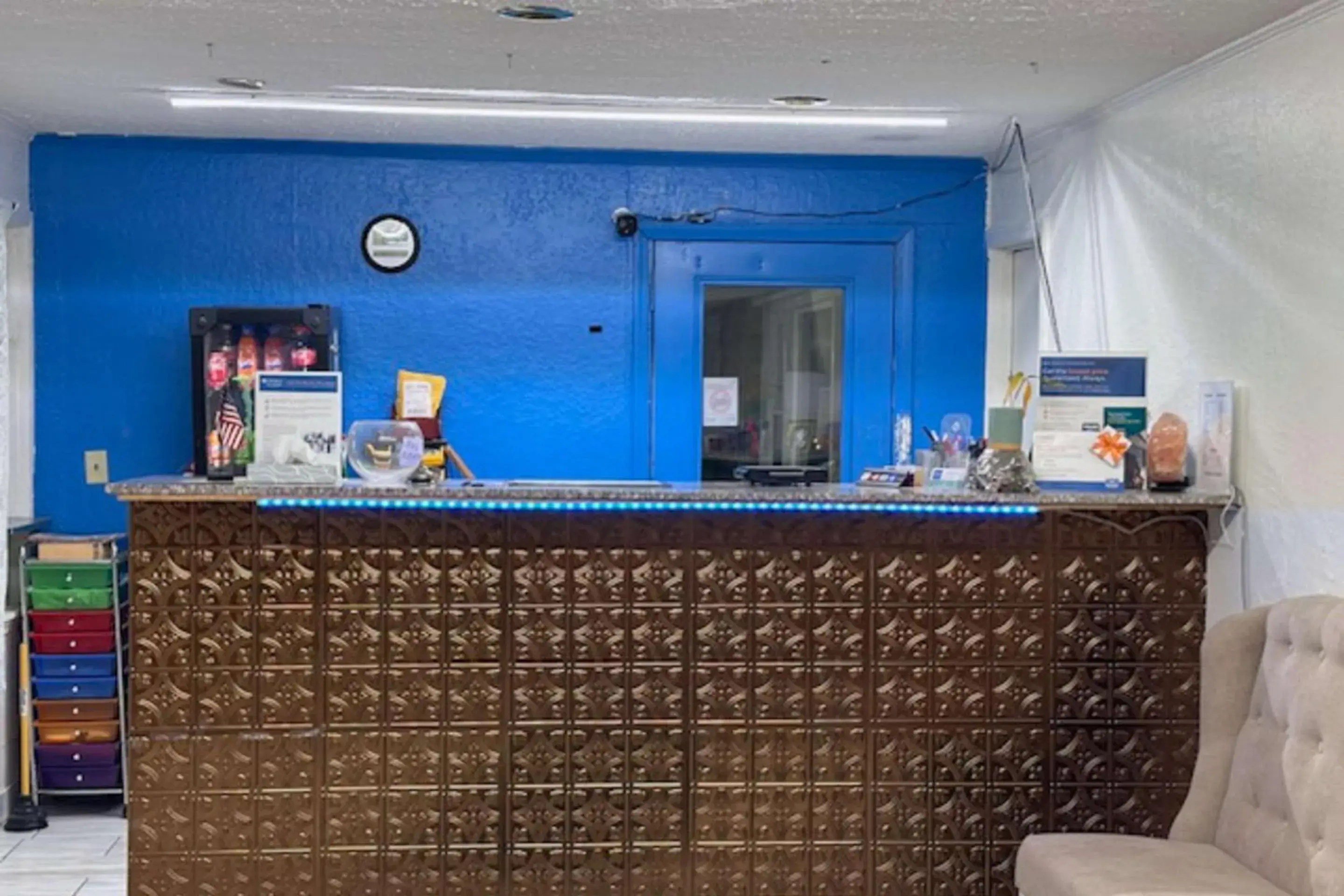 Lobby or reception in Rodeway Inn Flora Lobby or reception in Rodeway Inn Flora