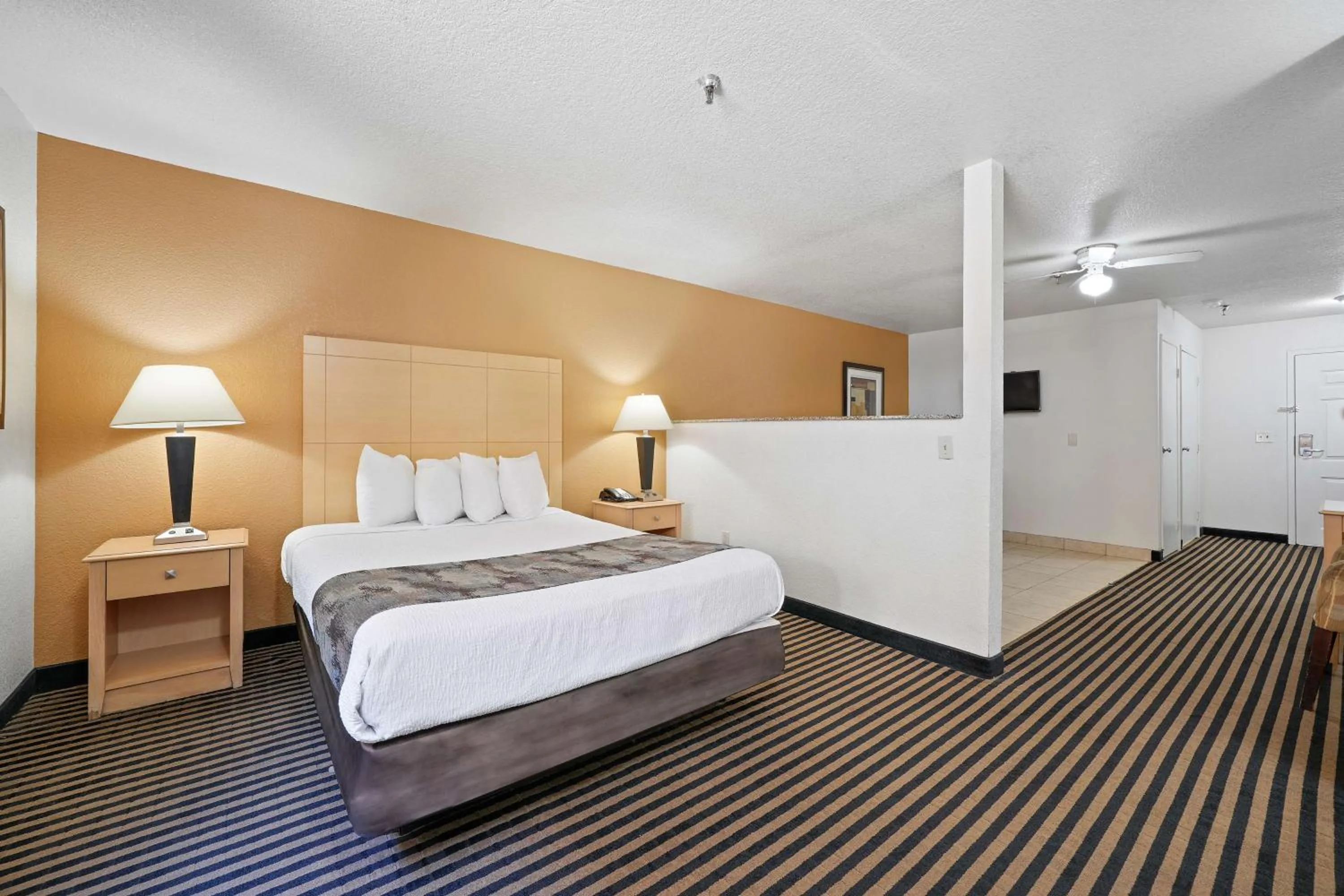 Bedroom, Bed in Best Western Plus Executive Inn & Suites