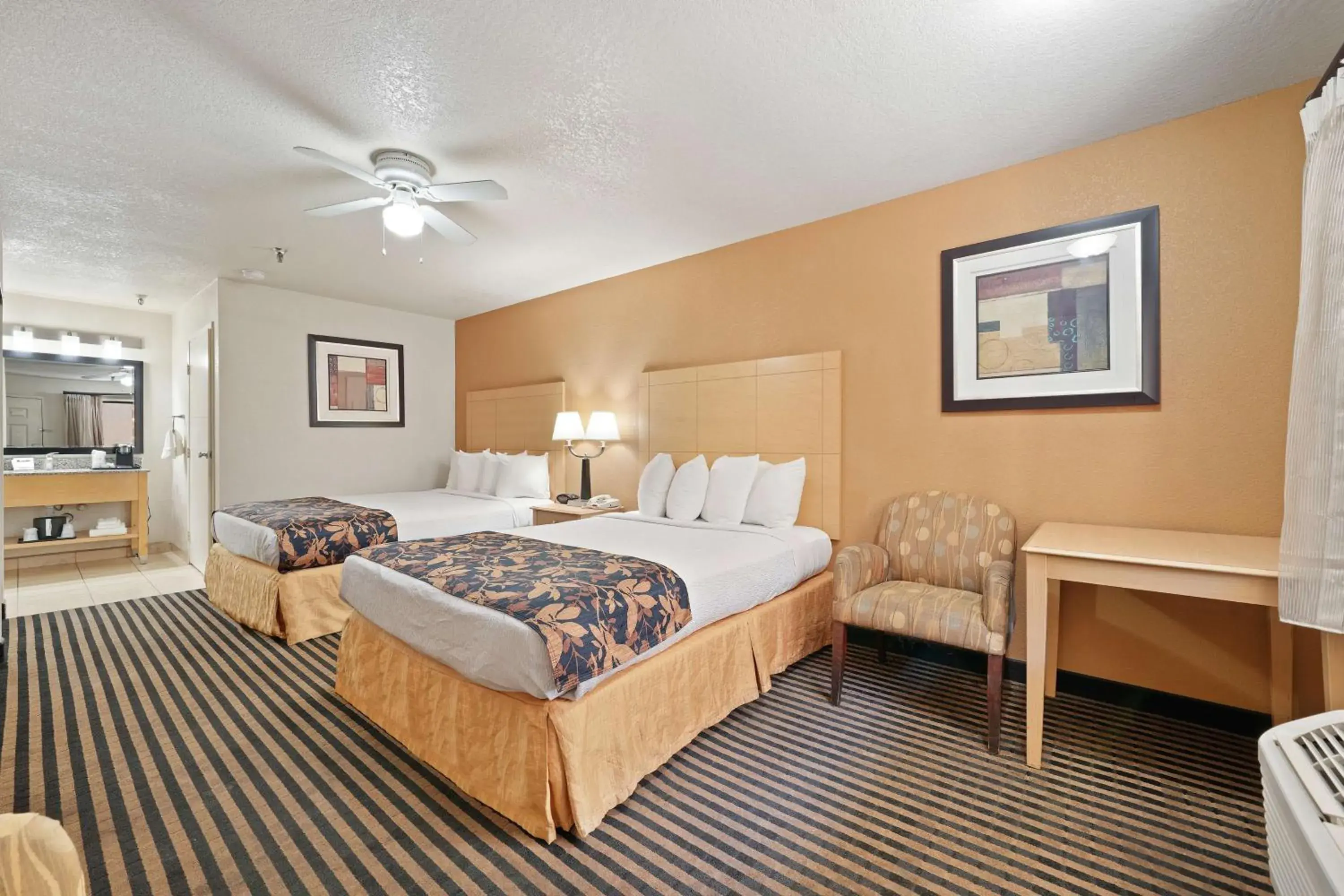 Bedroom, Bed in Best Western Plus Executive Inn & Suites Bedroom, Bed in Best Western Plus Executive Inn & Suites