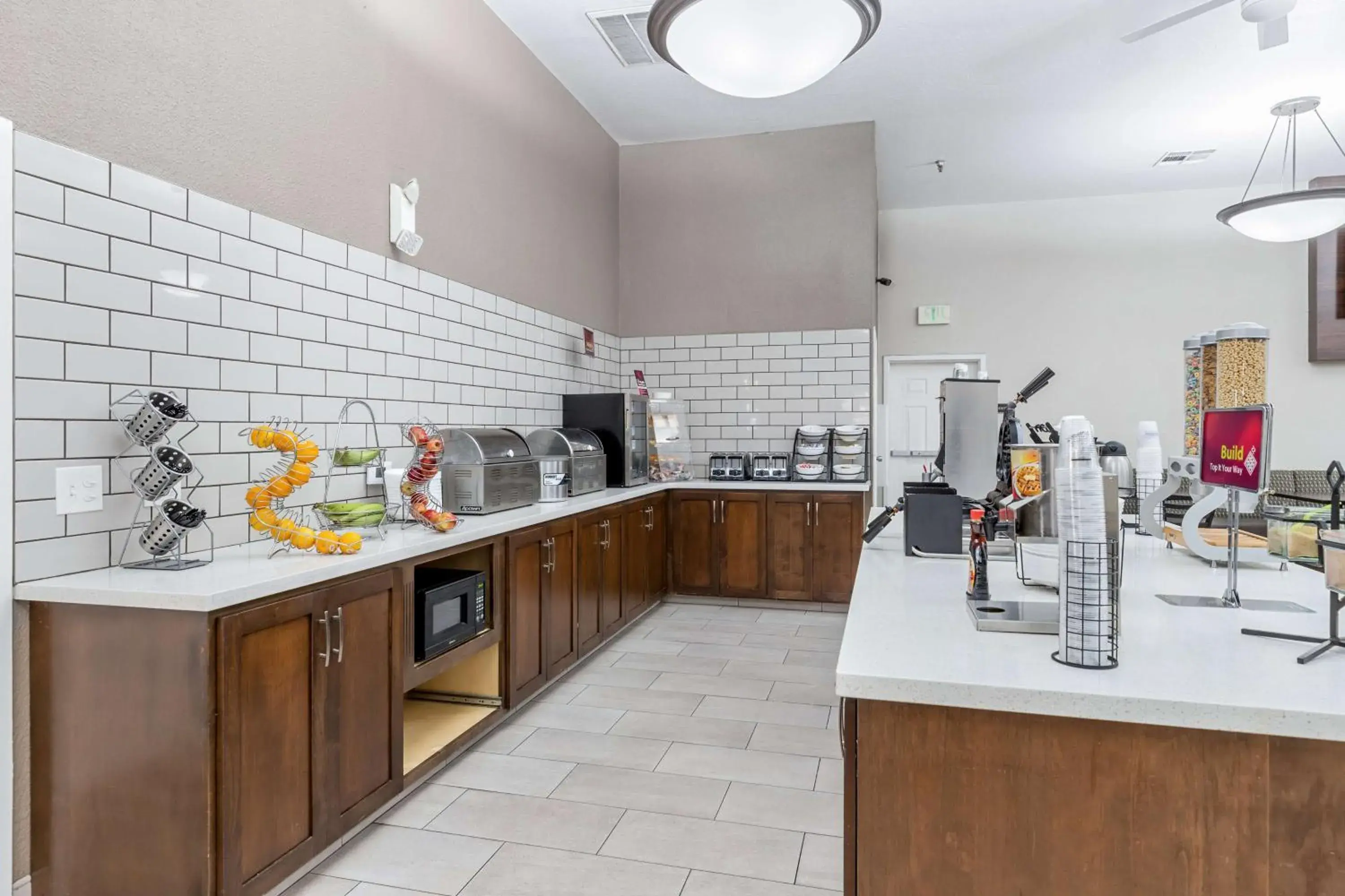 Breakfast in Best Western Plus Executive Inn & Suites Breakfast in Best Western Plus Executive Inn & Suites