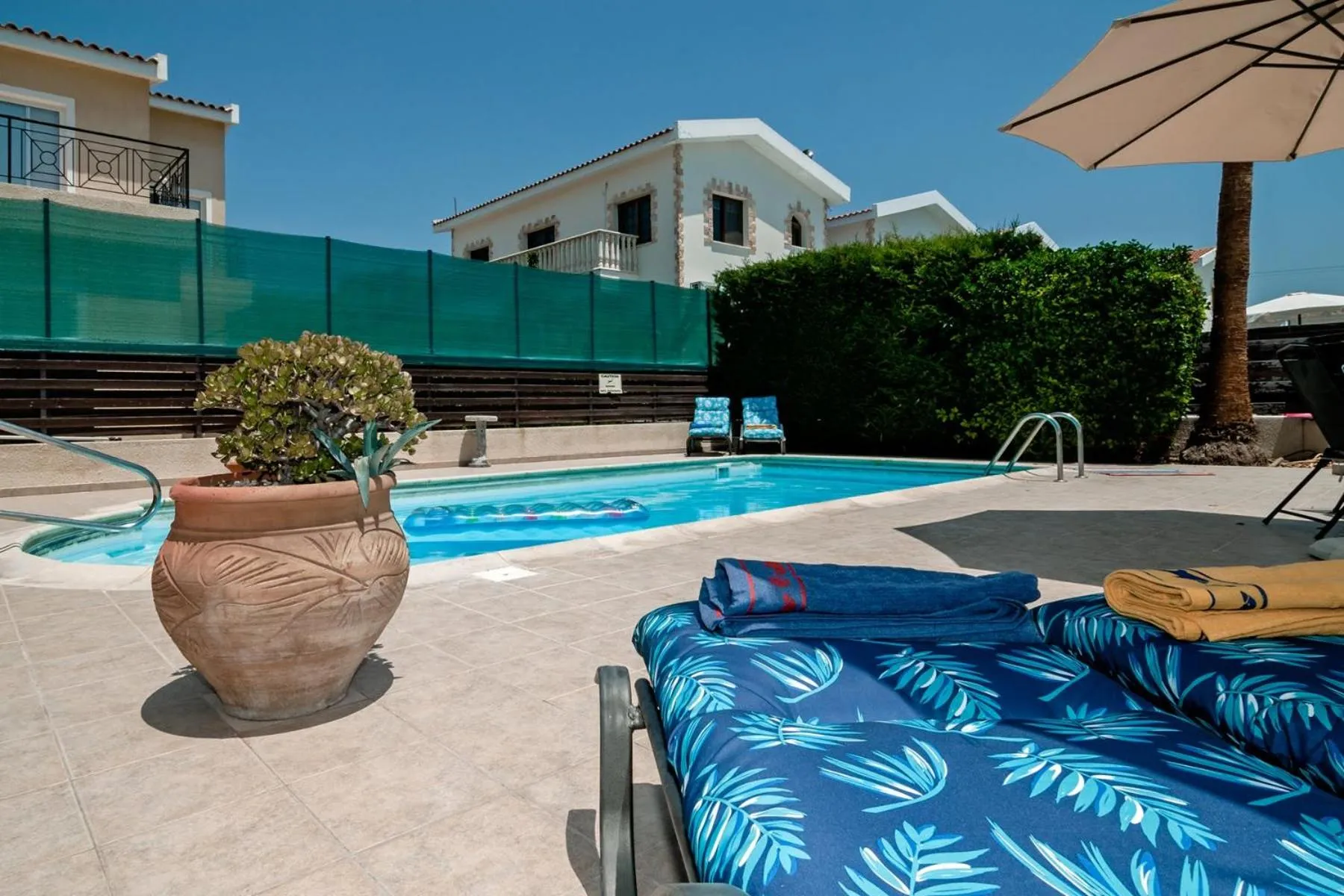 Patio in Villa Puccini: Luxury villa with private pool