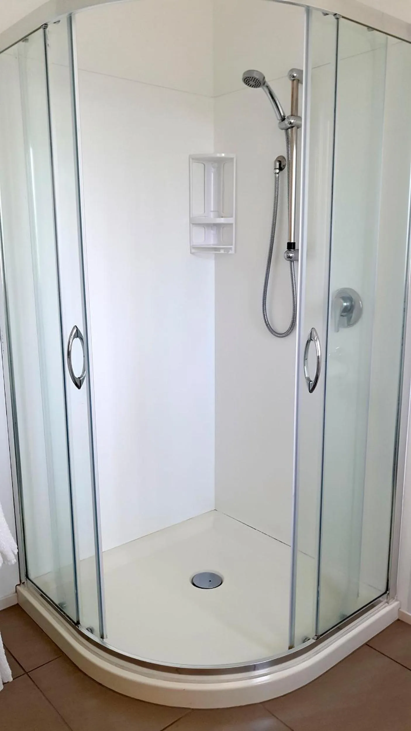 Bathroom in Touchwood Motor Lodge