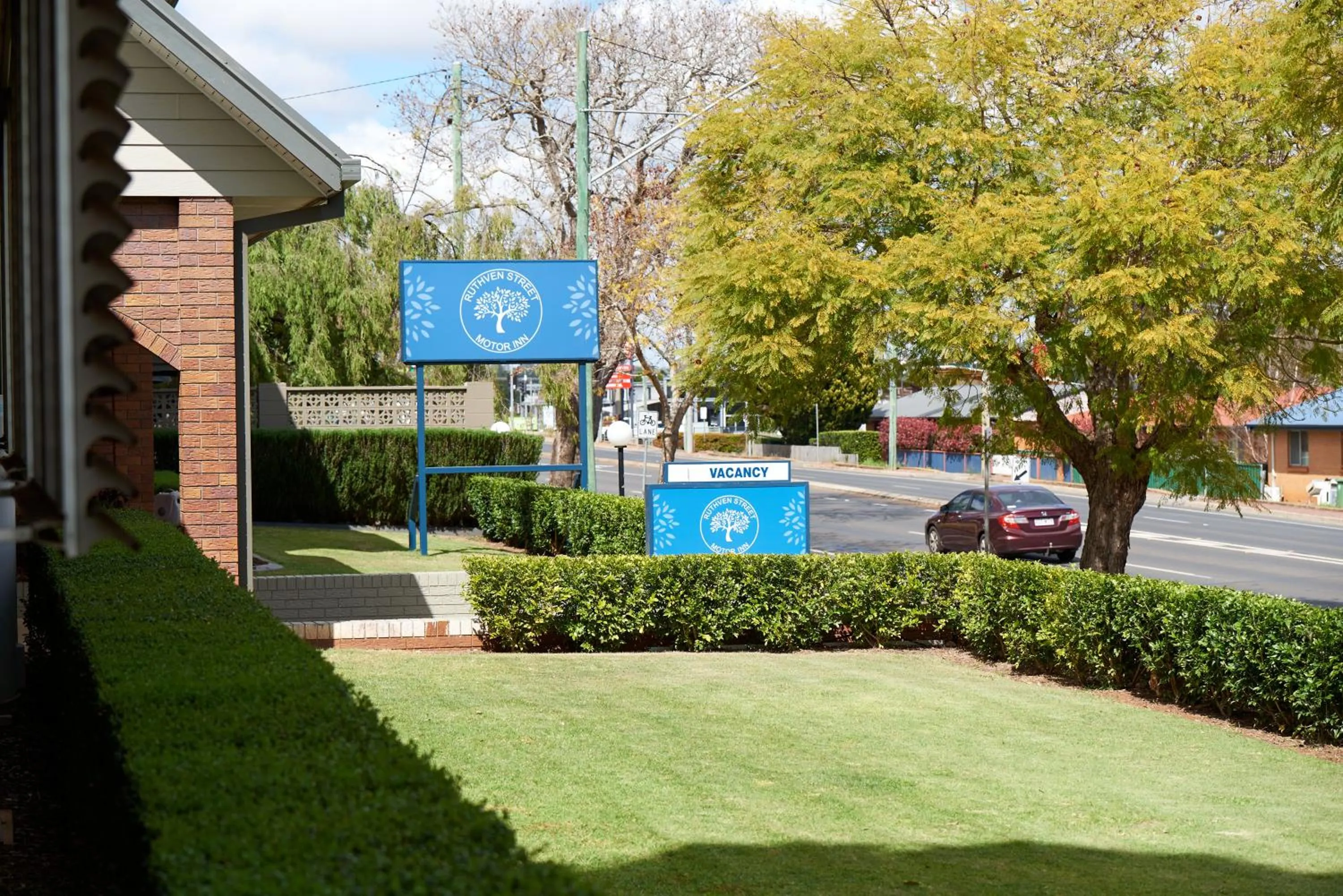 Property building in Ruthven Street Motor Inn
