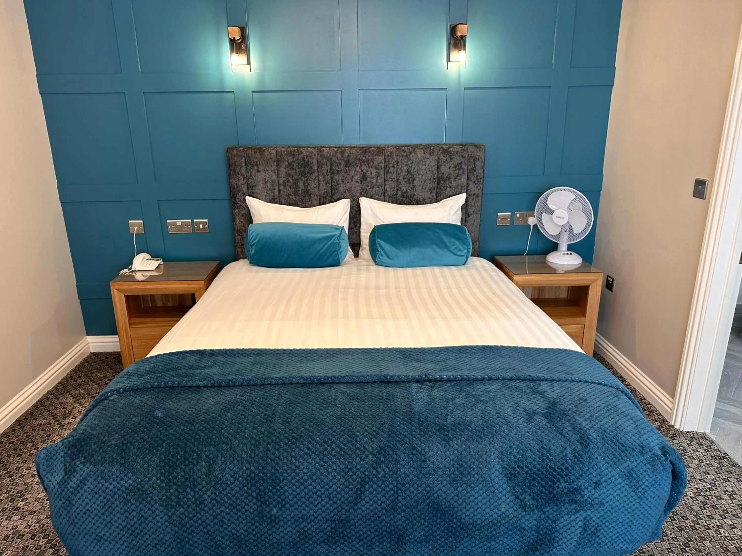 Bedroom, Bed in Spilman Hotel