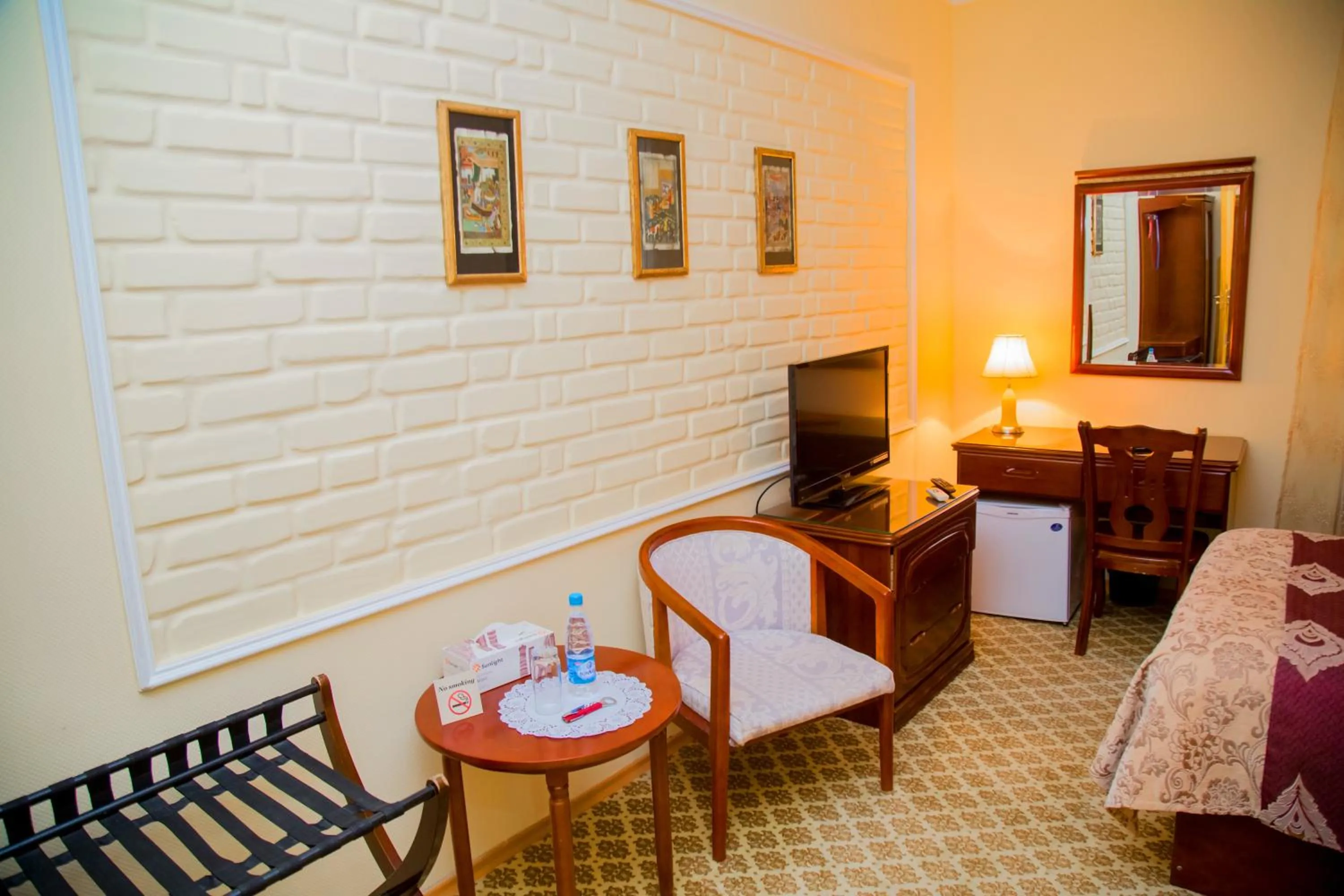 Photo of the whole room, Bed in Hotel Grand Samarkand Superior - B