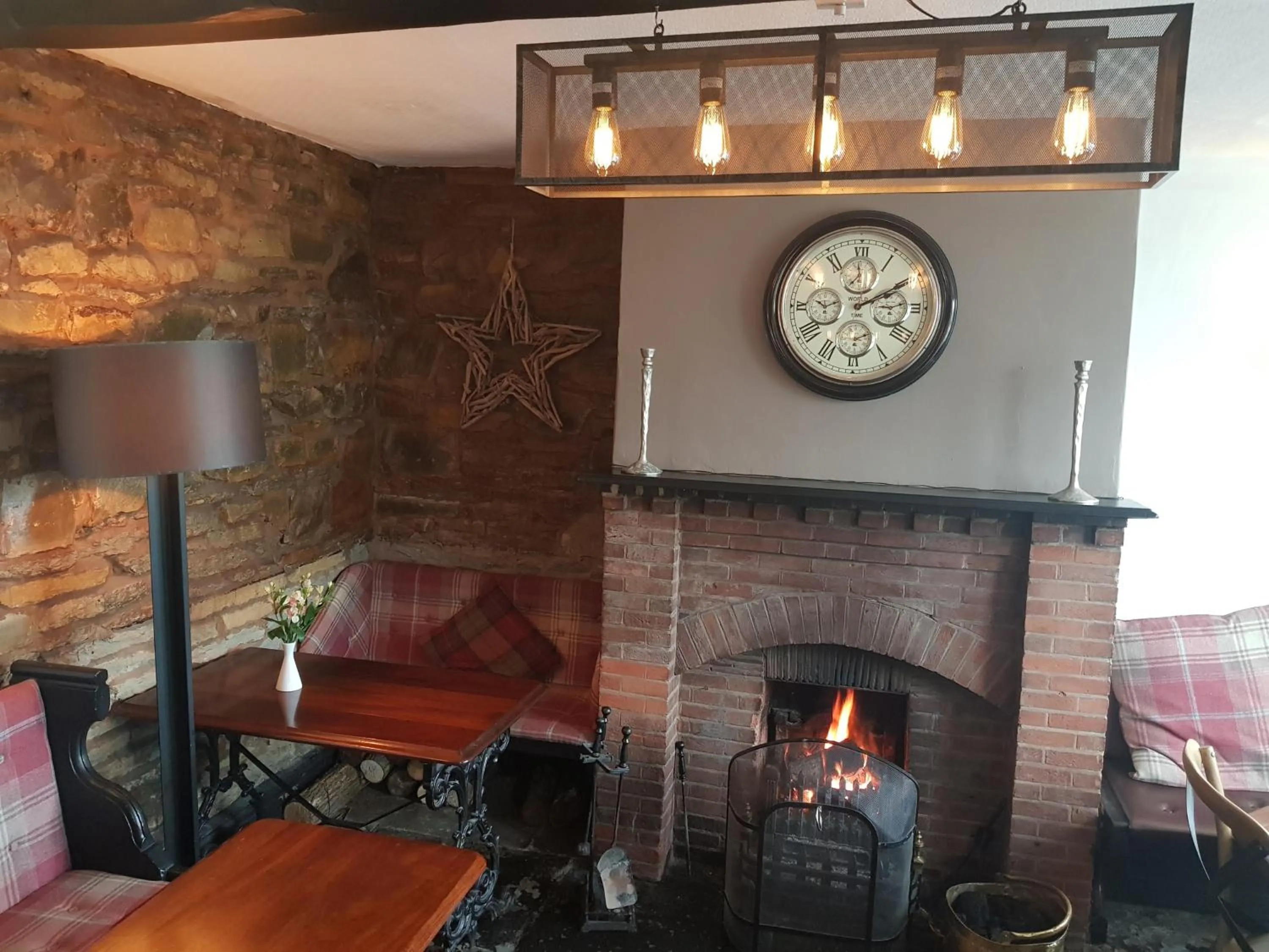 Lounge or bar in The Blue Boar - Historic Country Inn near Stratford-upon-Avon