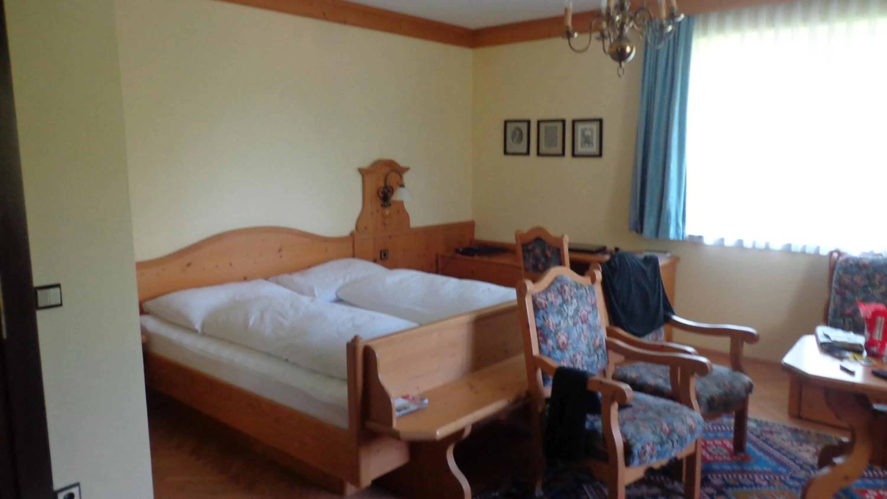 Photo of the whole room, Bed in Hotel Restaurant - Häuserl im Wald Graz