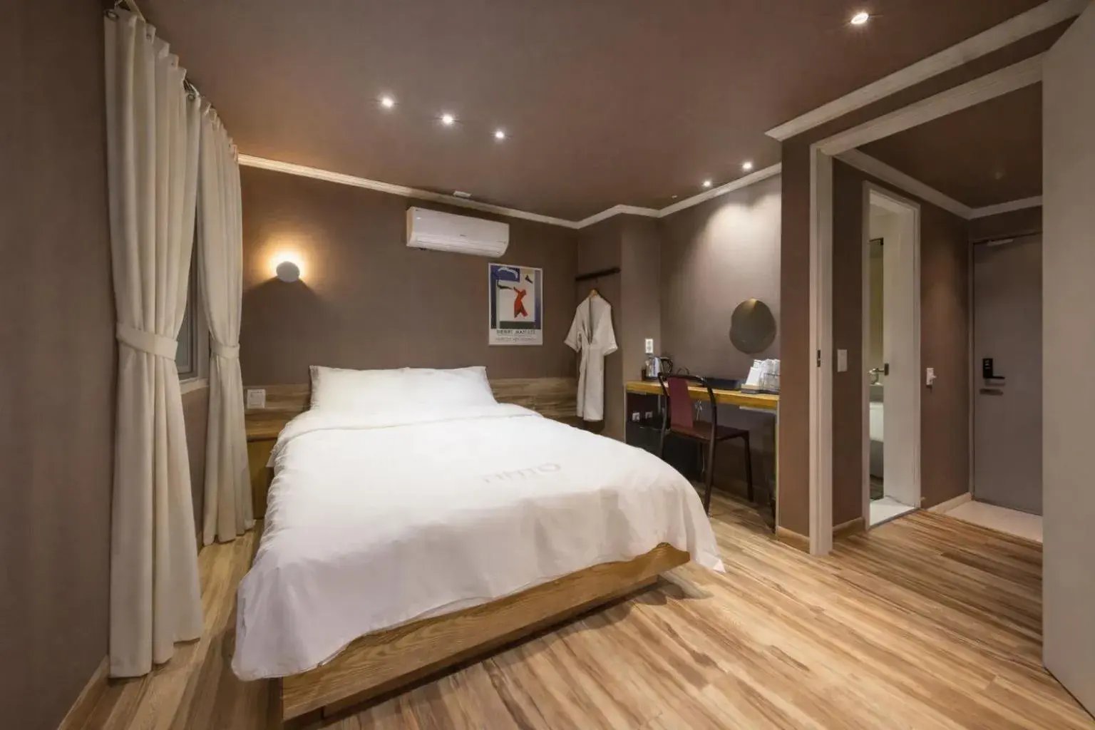 Bed in 틴토 호텔 부산역 Tinto Hotel Busan Station Bed in 틴토 호텔 부산역 Tinto Hotel Busan Station