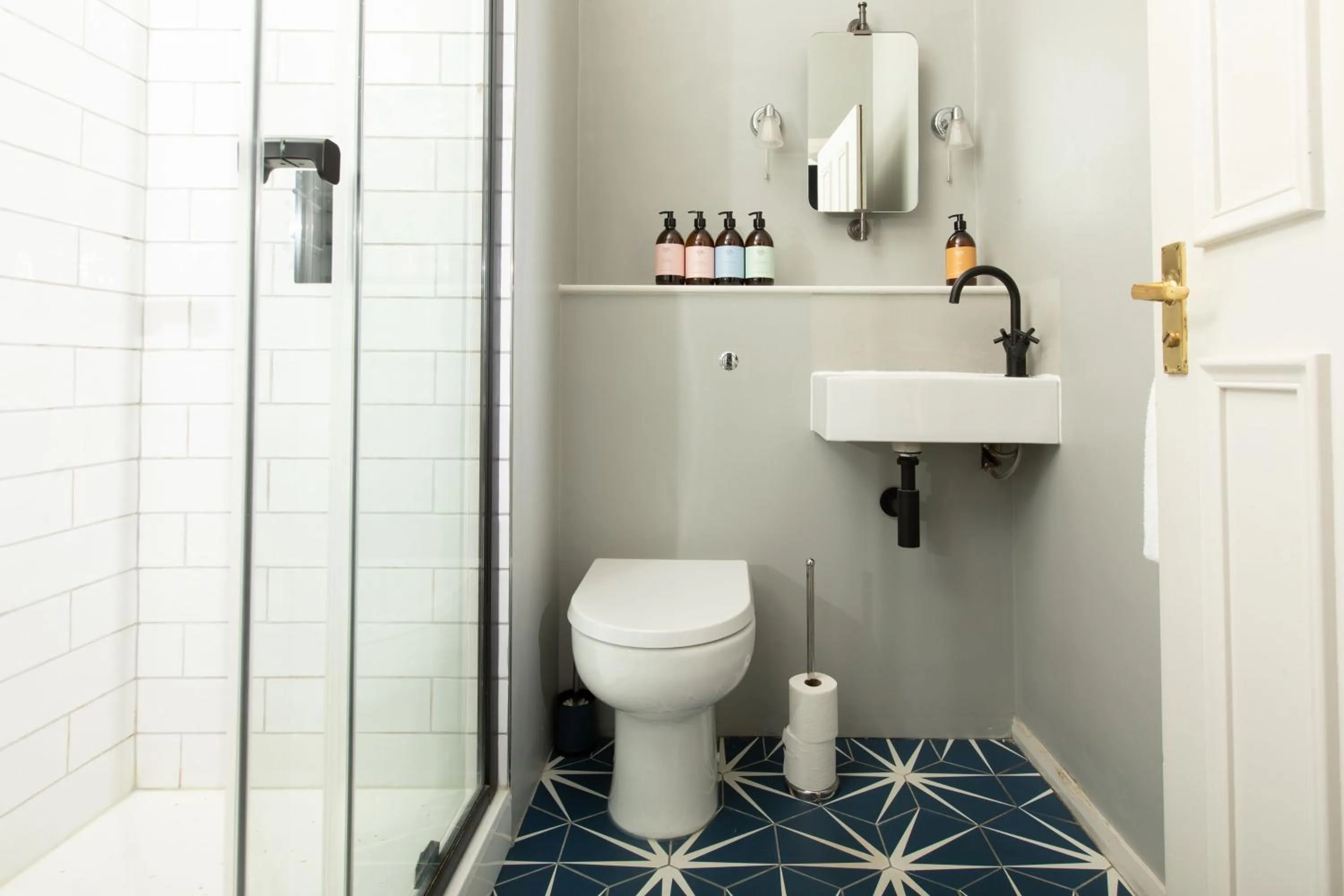 Bathroom in Celentano's Restaurant with Rooms