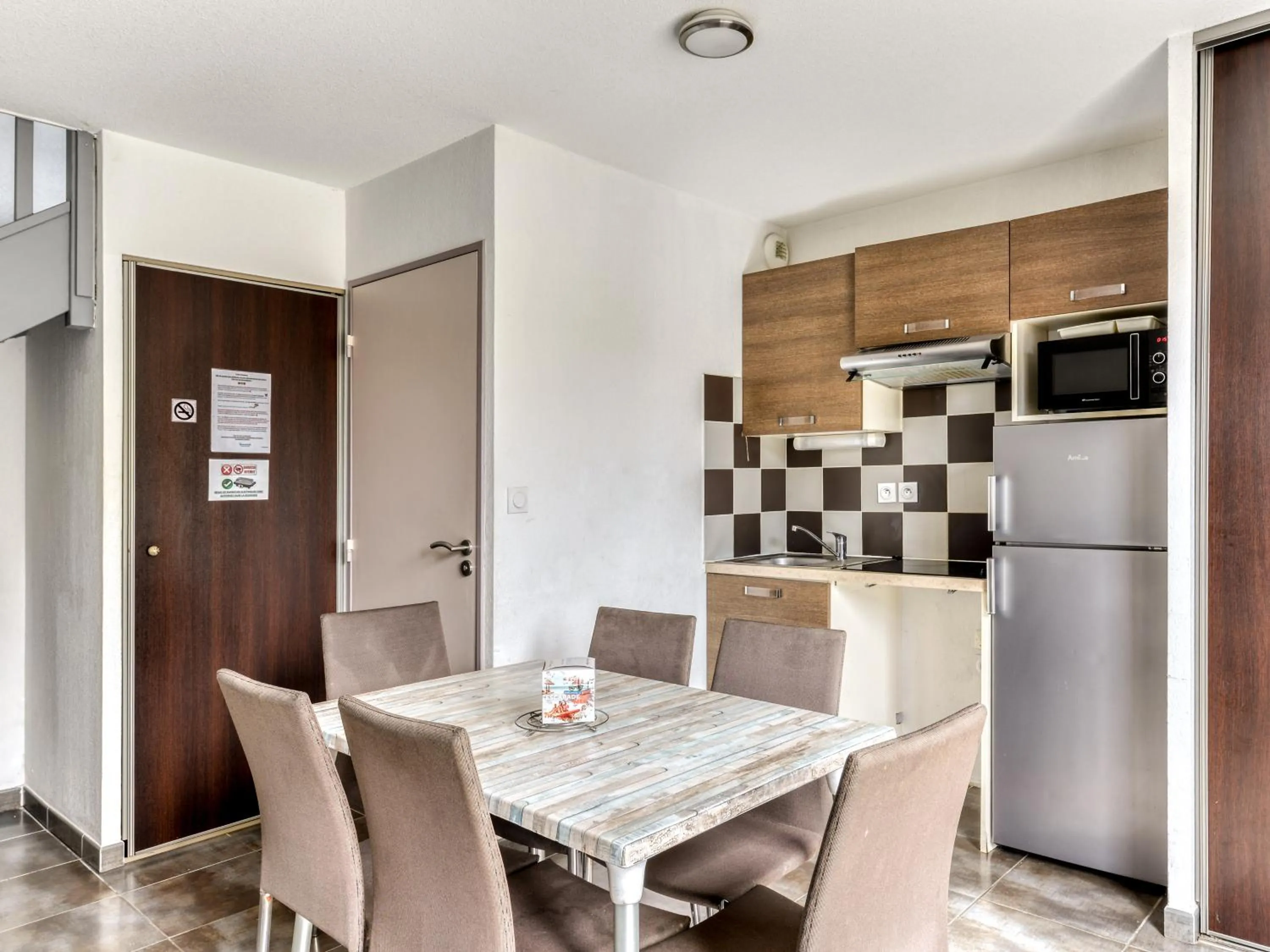 Dining area in Vacancéole - Les Demeures Torrellanes - Saint-Cyprien