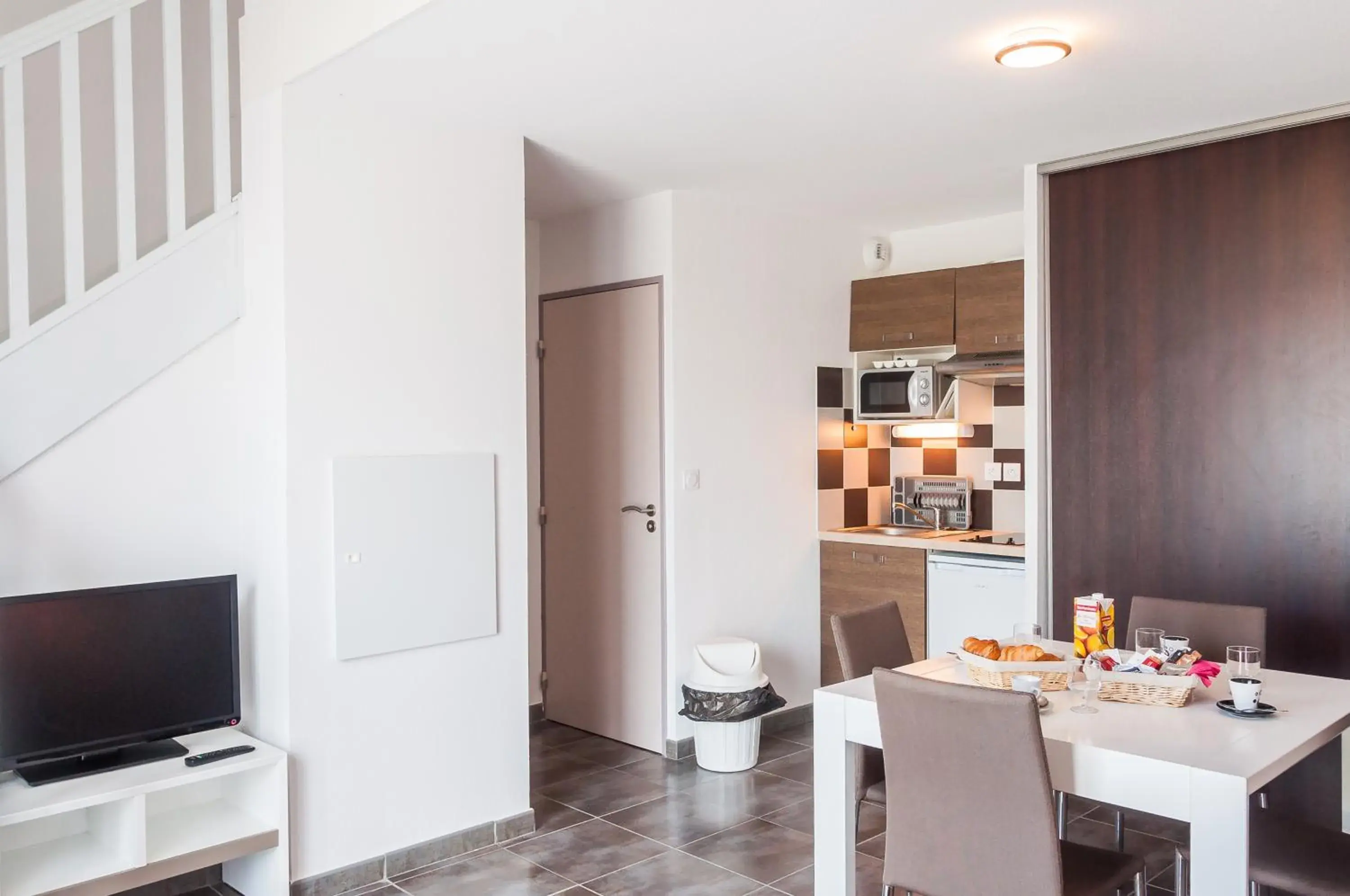 Living room in Vacancéole - Les Demeures Torrellanes - Saint-Cyprien Living room in Vacancéole - Les Demeures Torrellanes - Saint-Cyprien