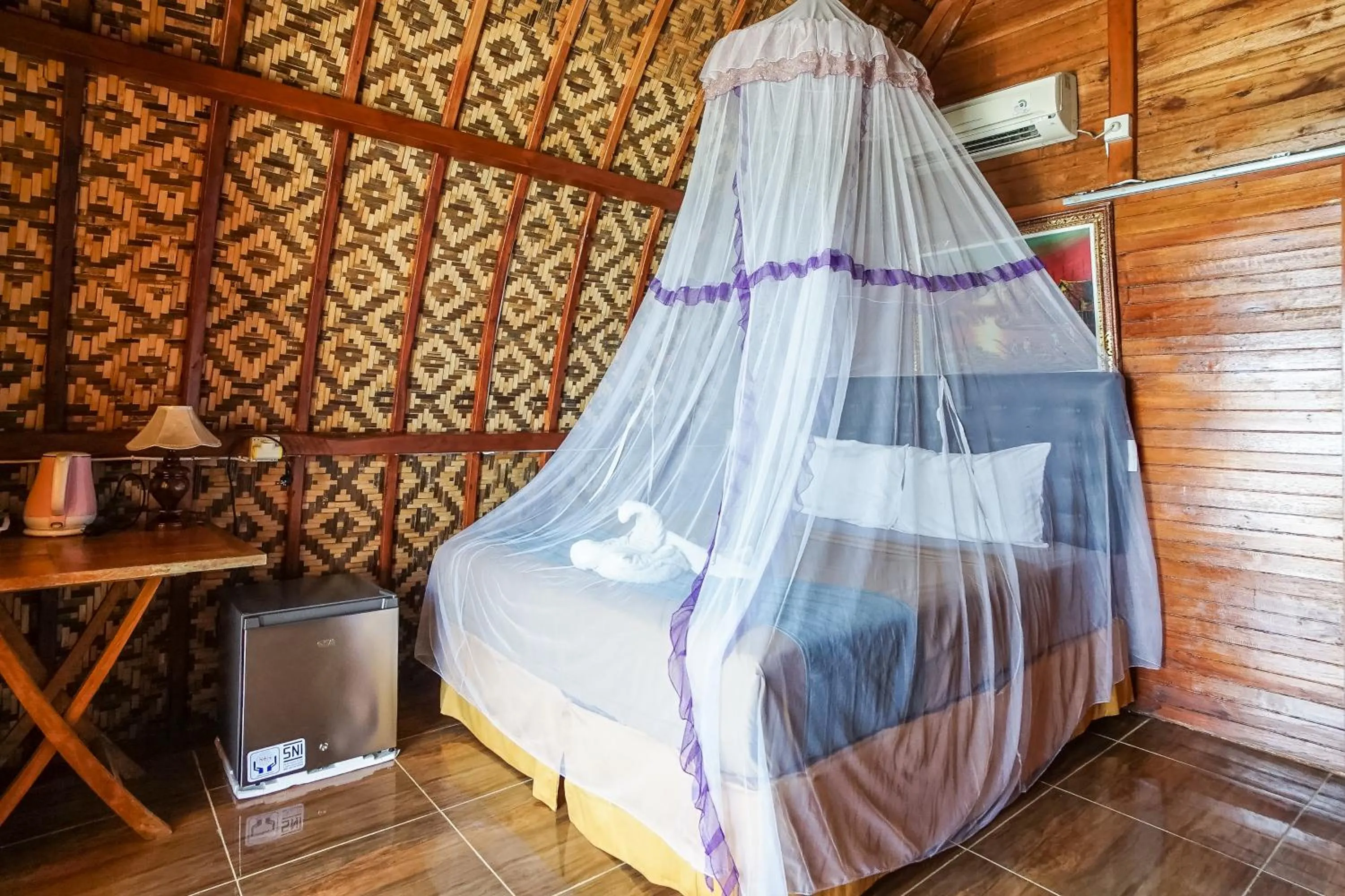 Bedroom, Bed in Road Beach Villa