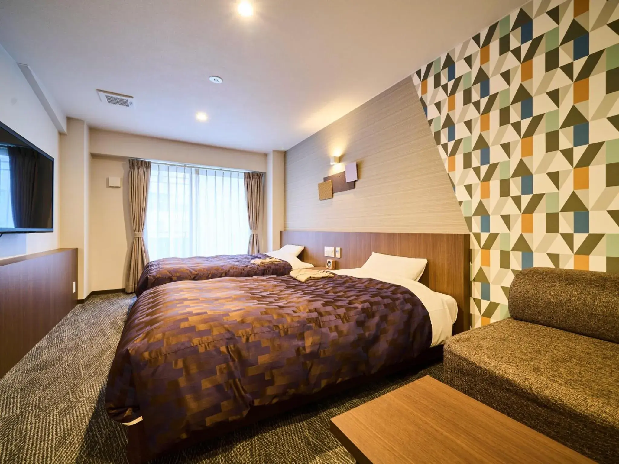 Photo of the whole room, Bed in Kyoto Daiichi Hotel