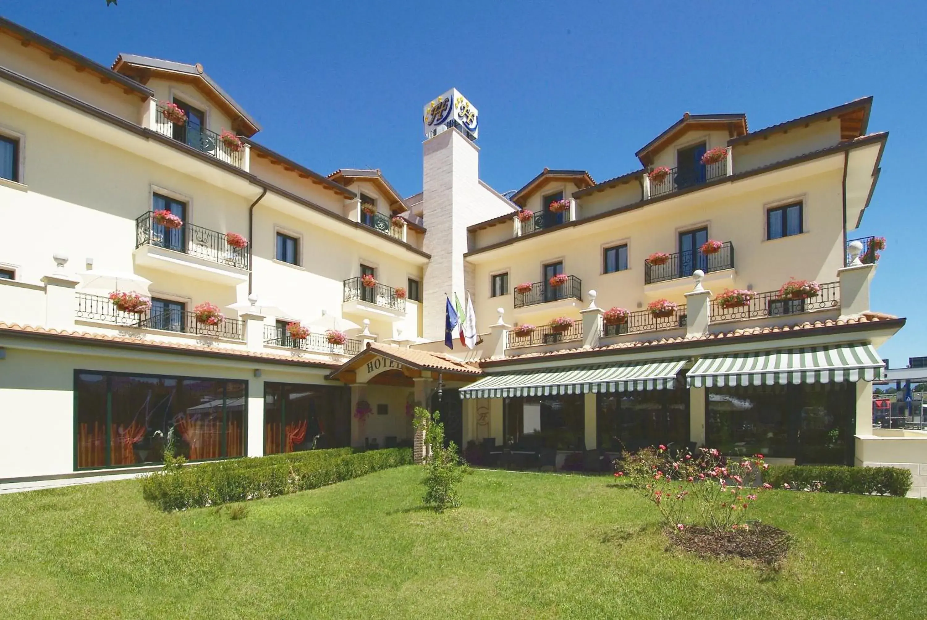 Facade/entrance in Fashion Hotel Facade/entrance in Fashion Hotel