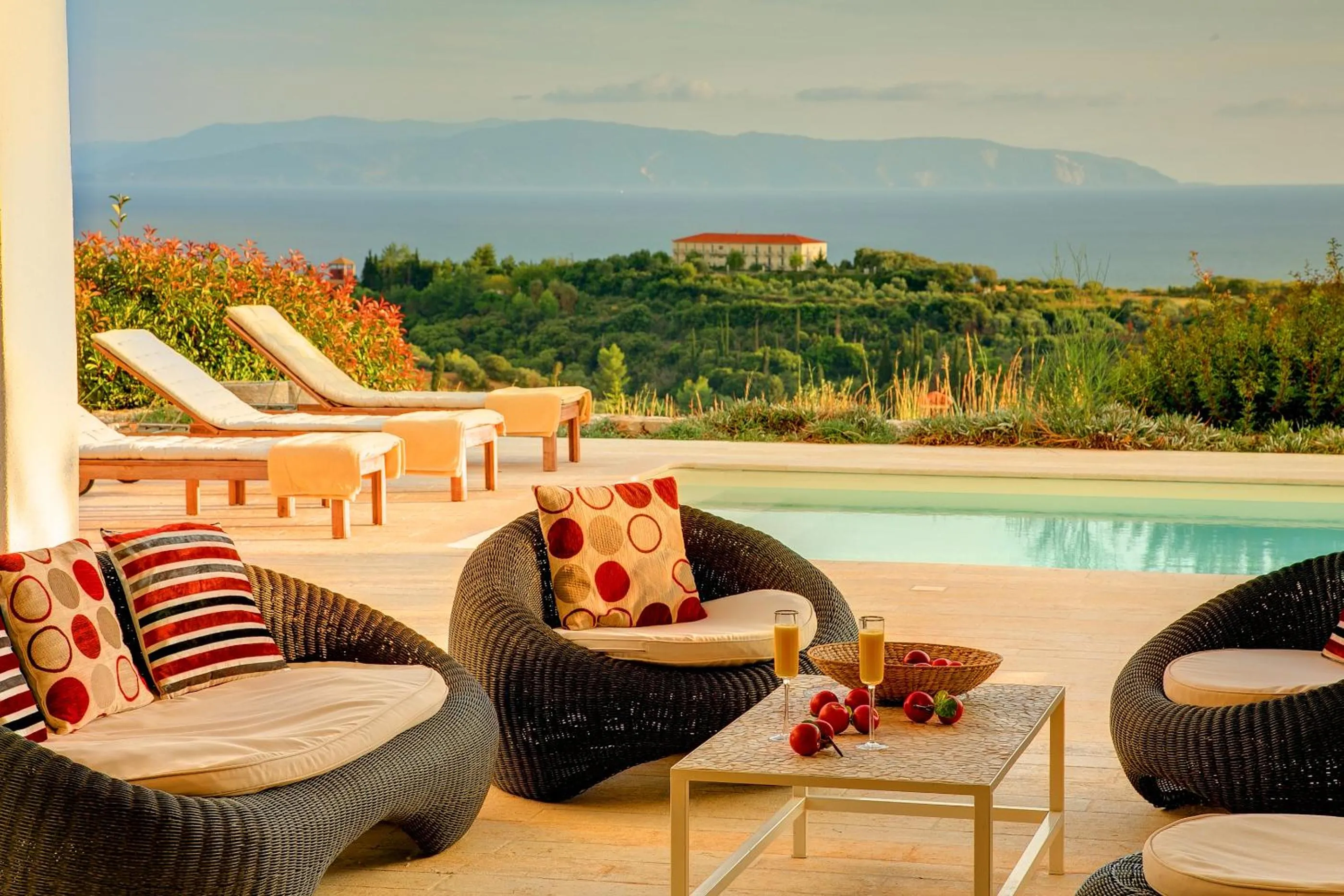 Swimming pool in Ideales Resort