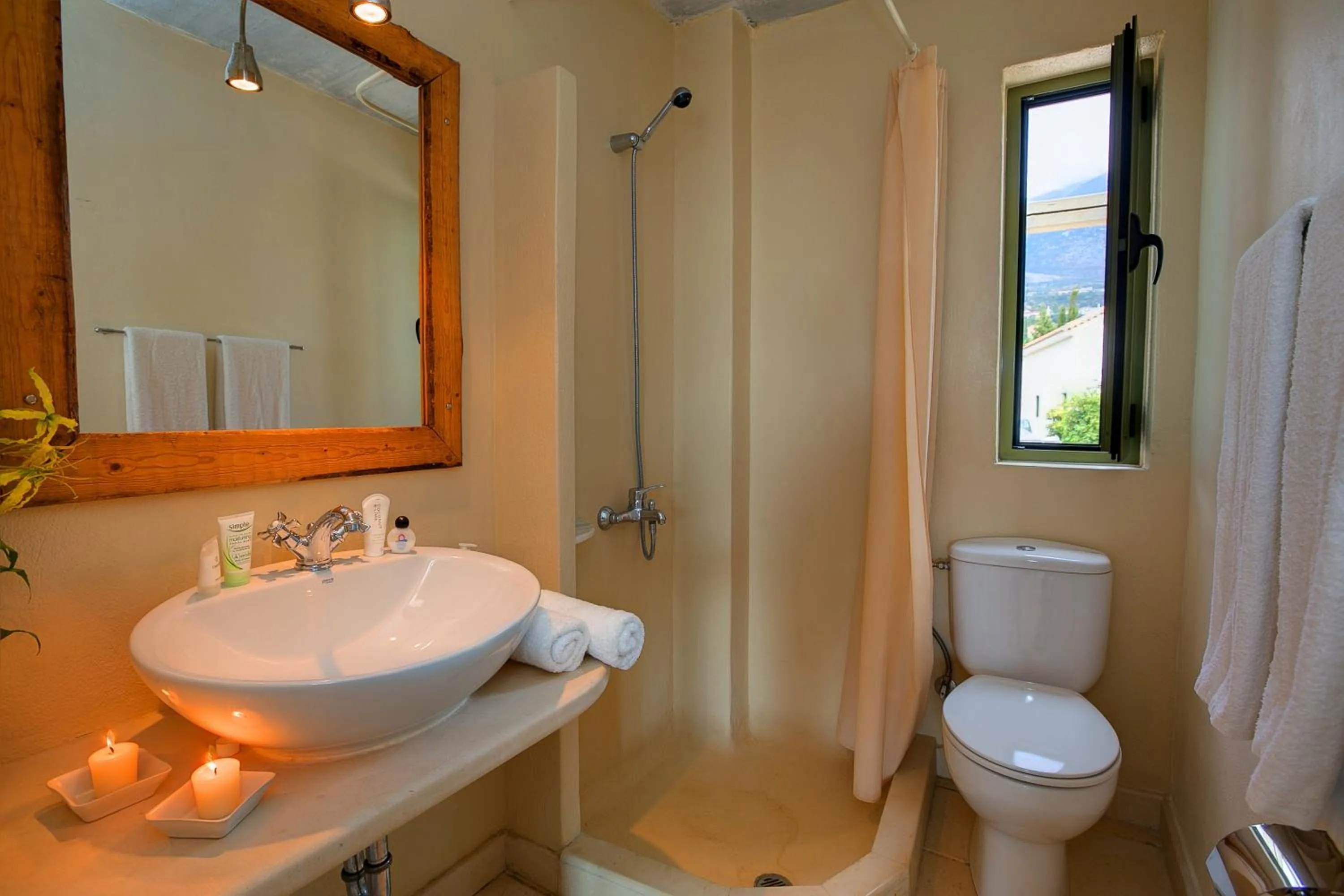 Bathroom in Ideales Resort