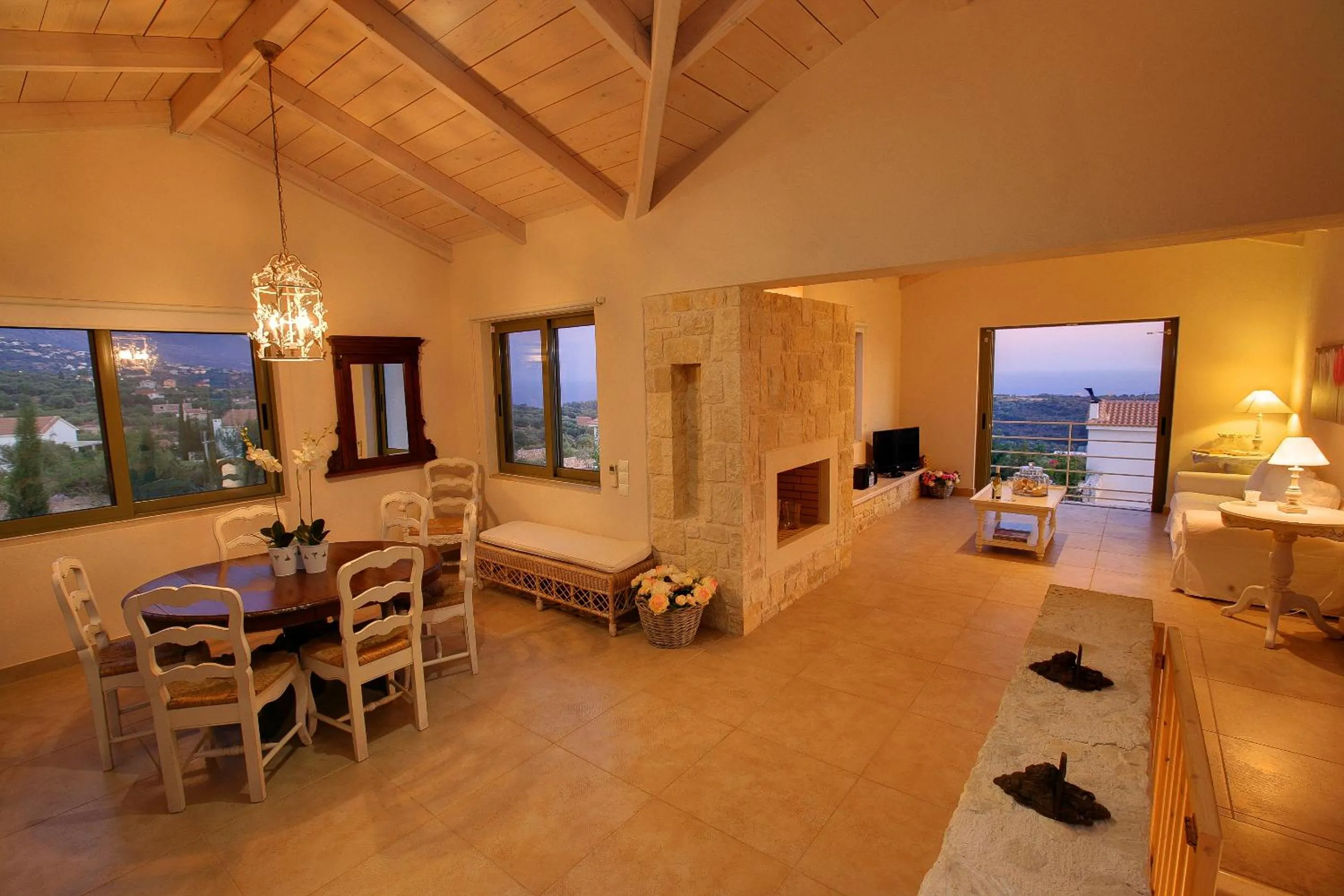 Dining area in Ideales Resort