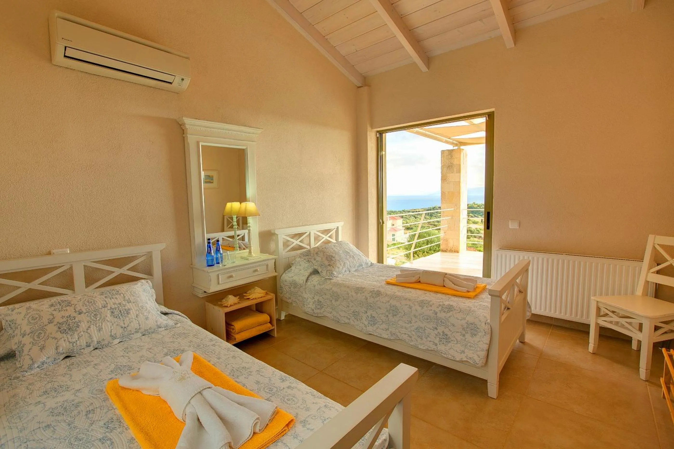 Bedroom, Bed in Ideales Resort