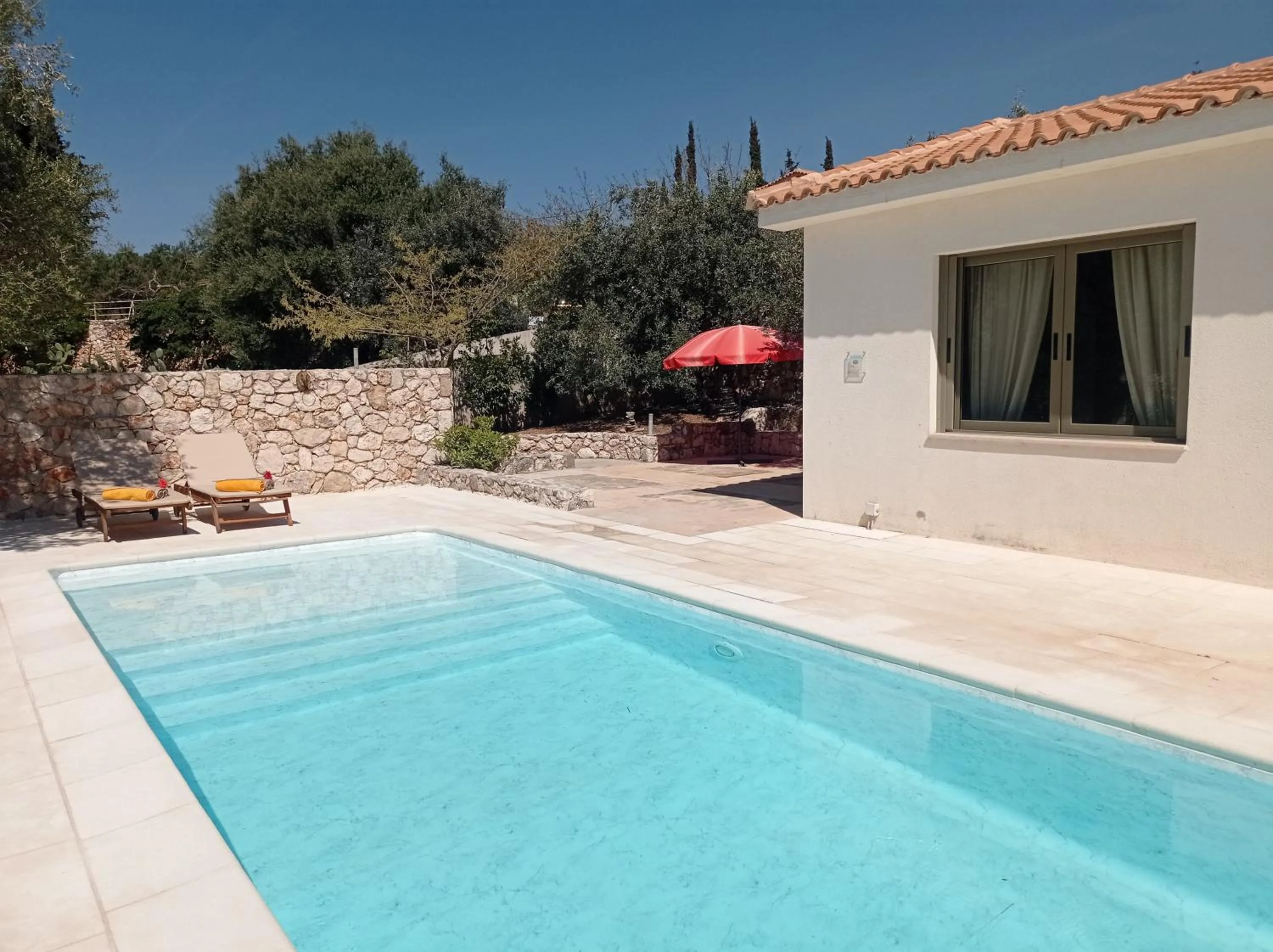 Property building in Ideales Resort