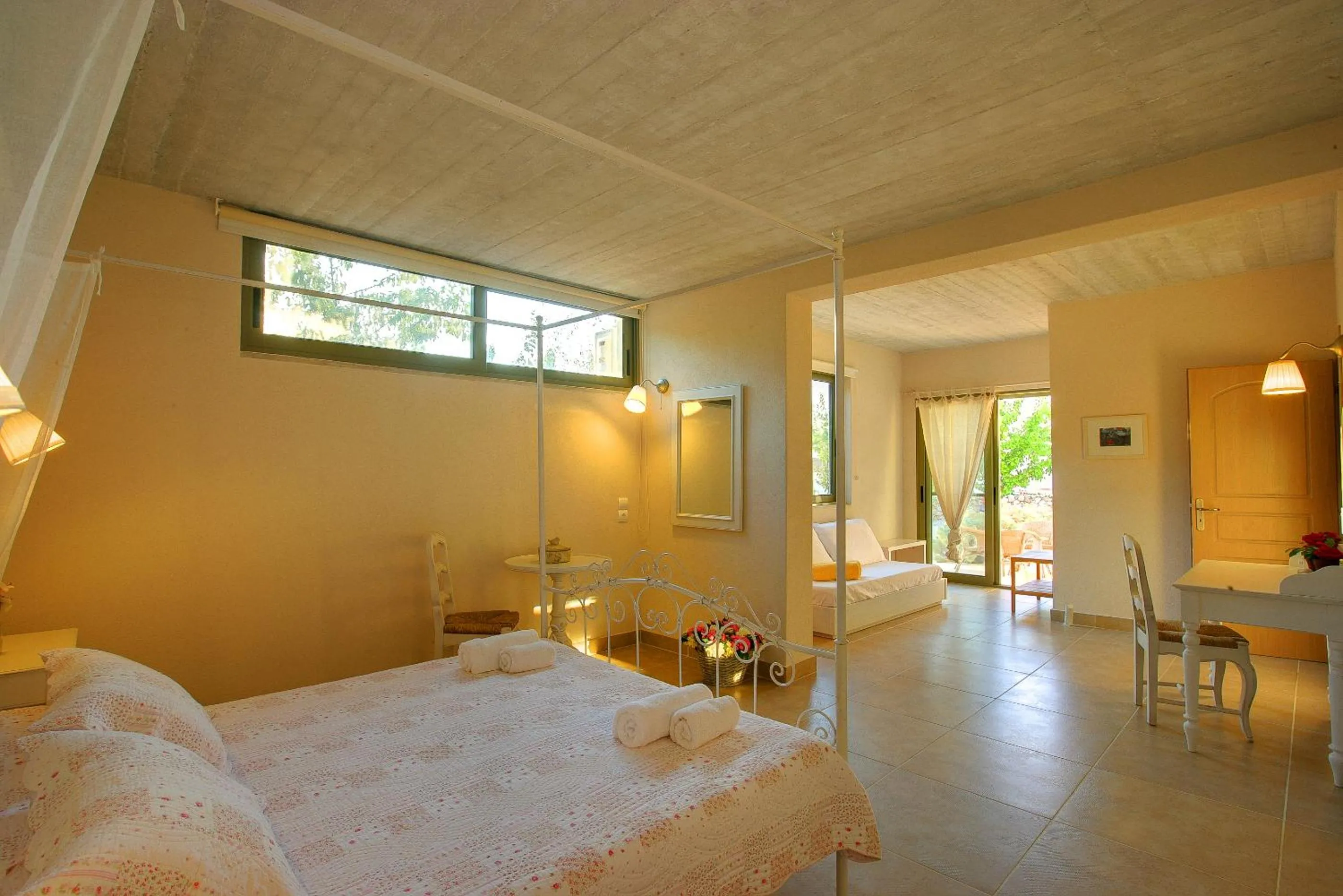 Bedroom, Bed in Ideales Resort
