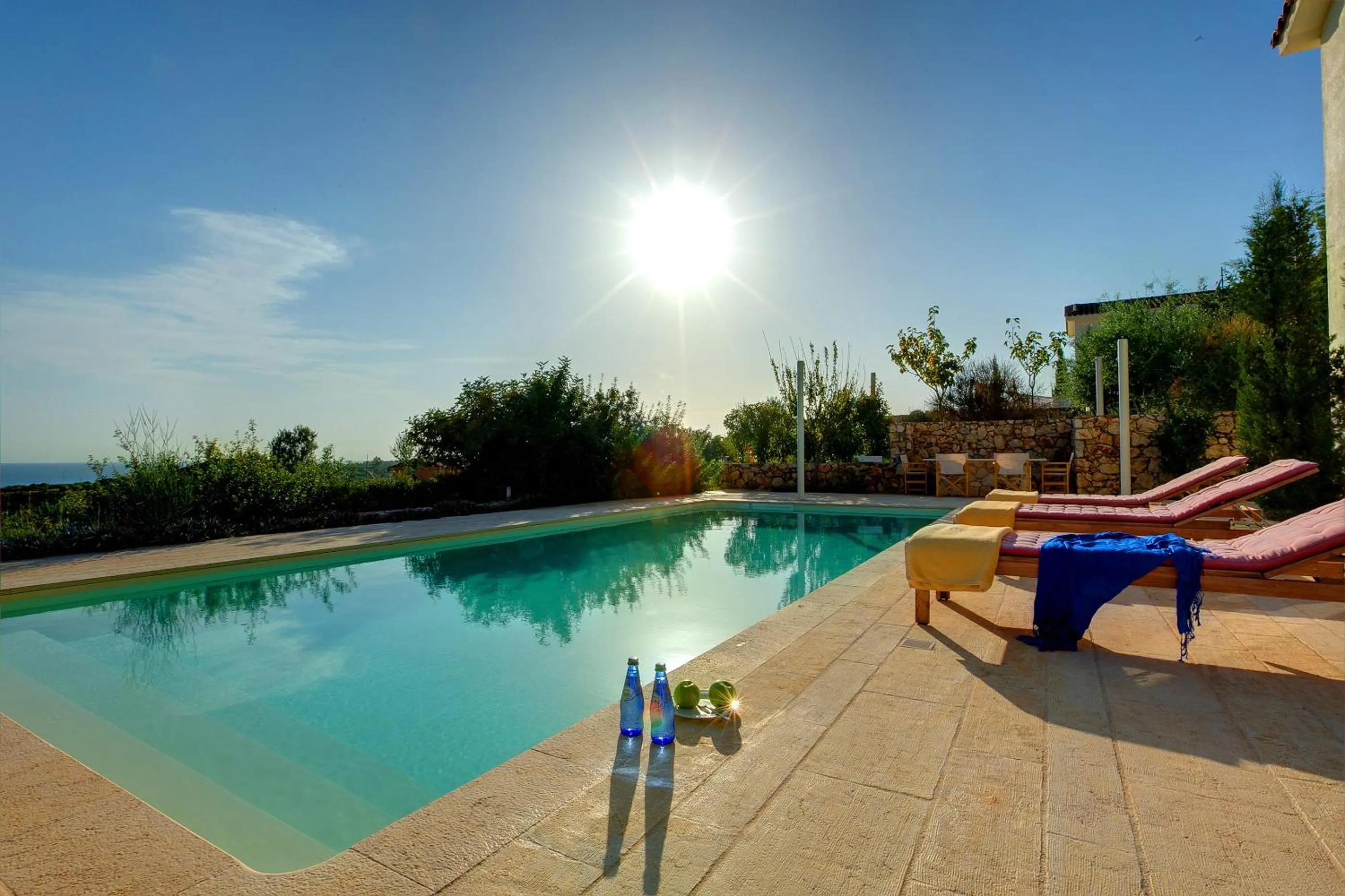 Swimming pool in Ideales Resort
