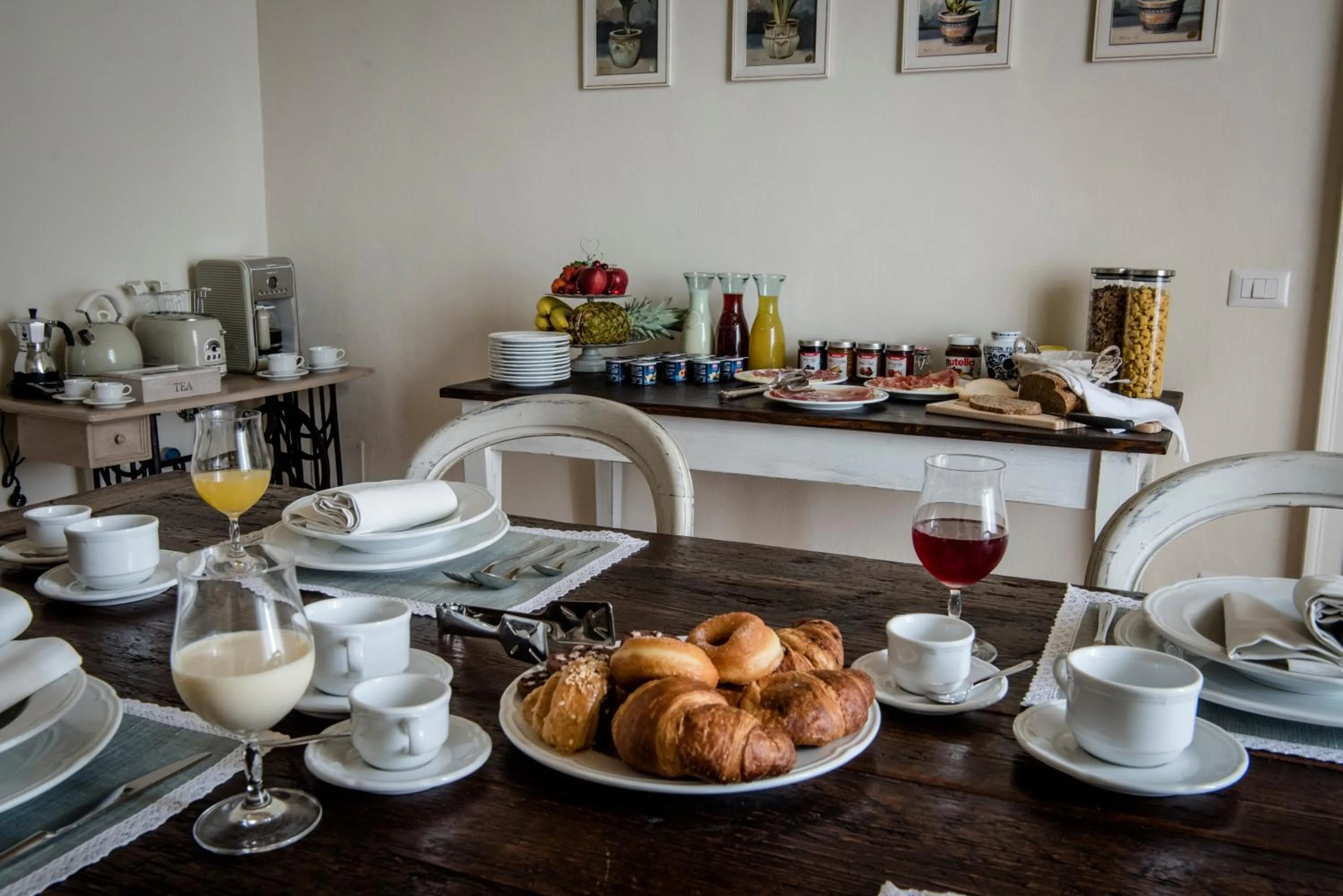 Dining area in BnB Paolina