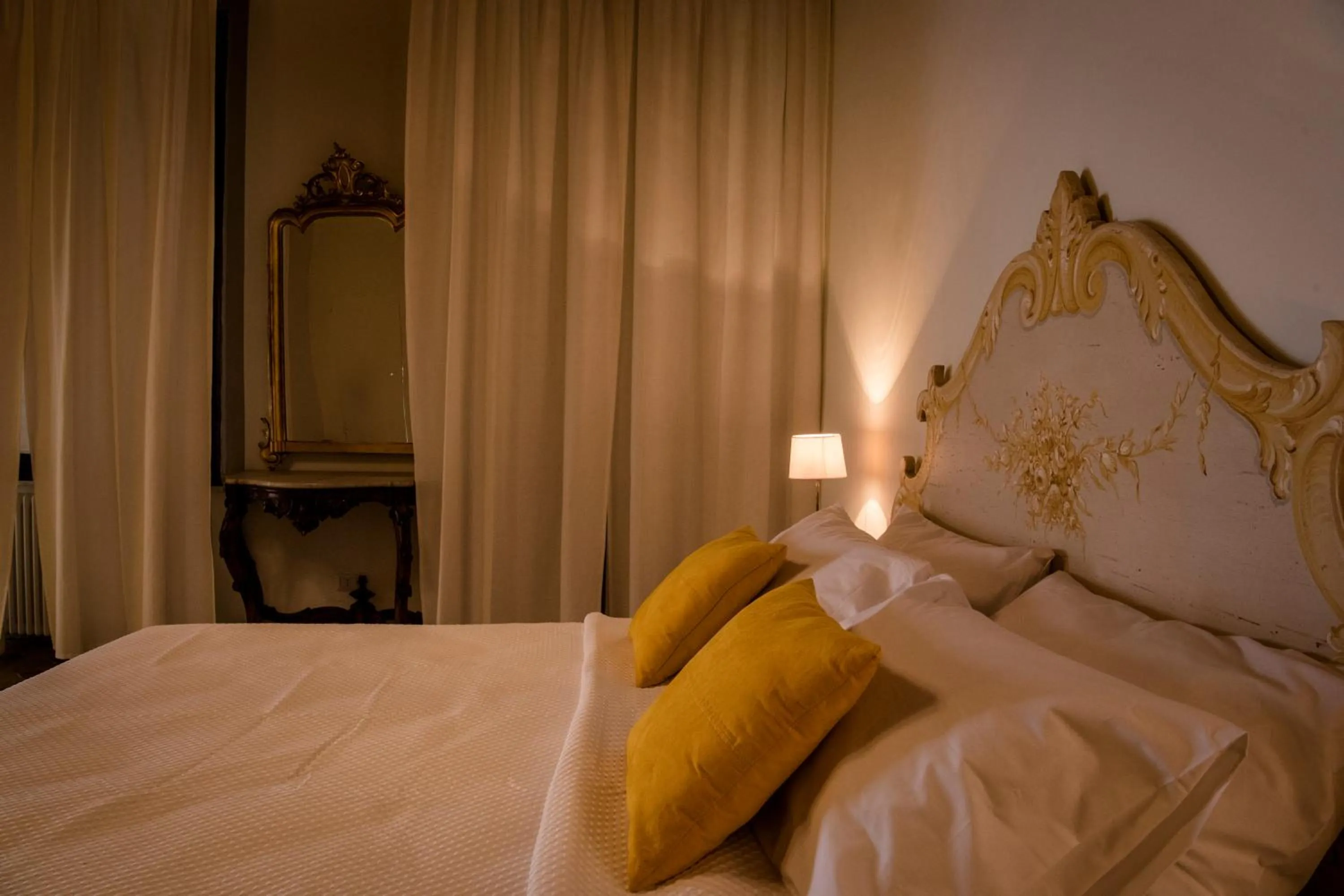 Photo of the whole room, Bed in BnB Paolina