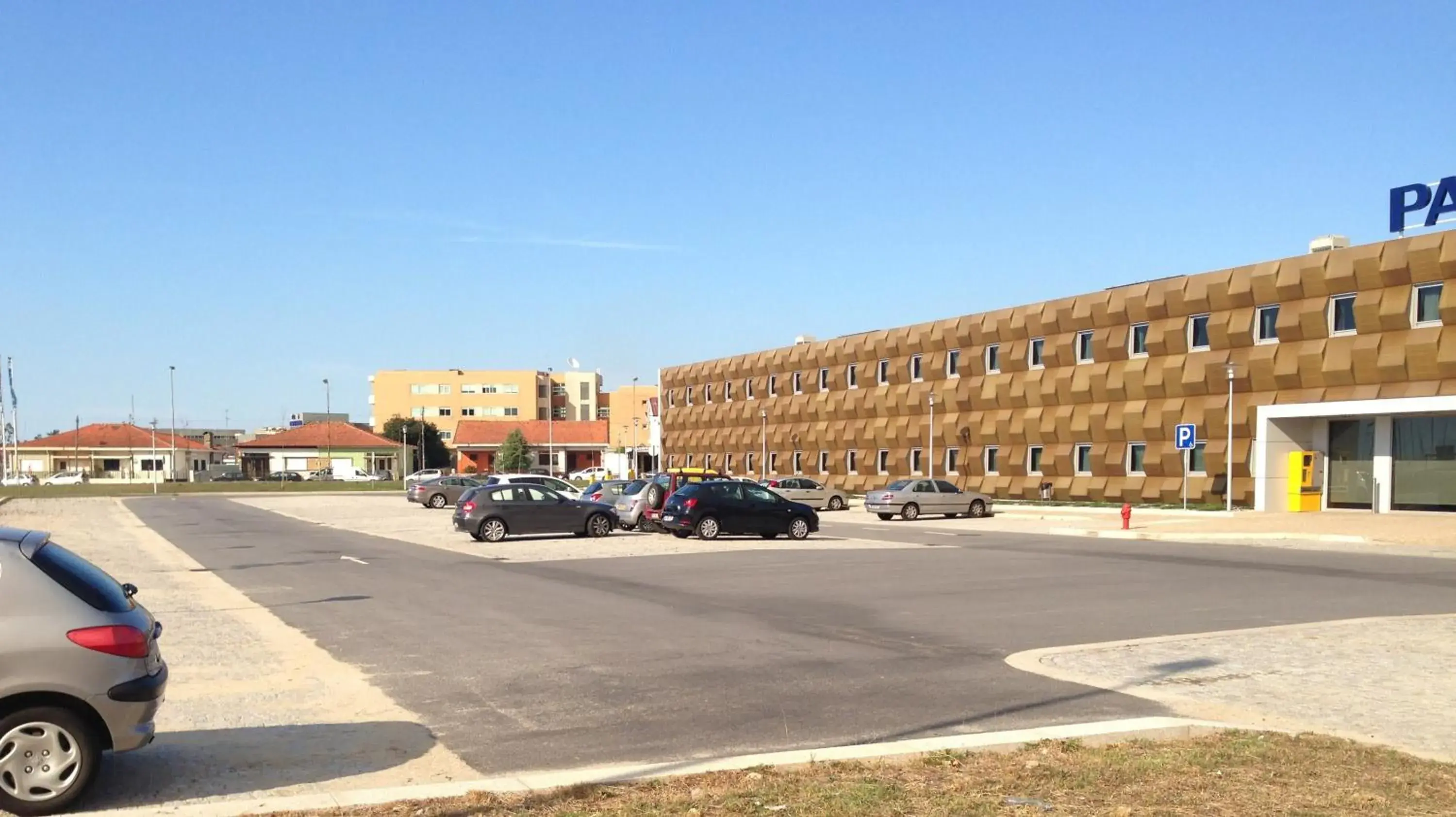 Facade/entrance in Park Hotel Porto Aeroporto Facade/entrance in Park Hotel Porto Aeroporto