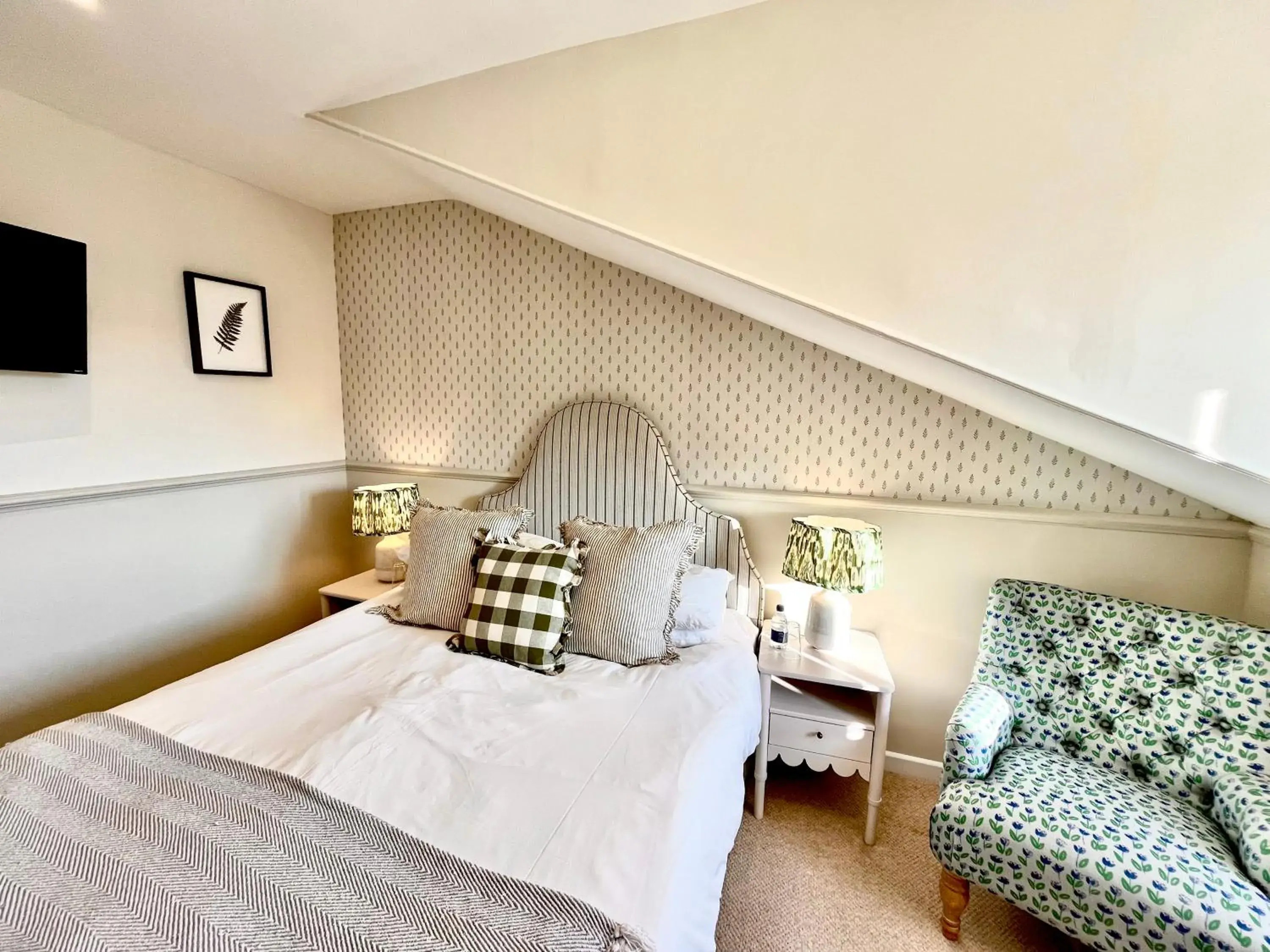 Bed in The Fox Inn Bed in The Fox Inn