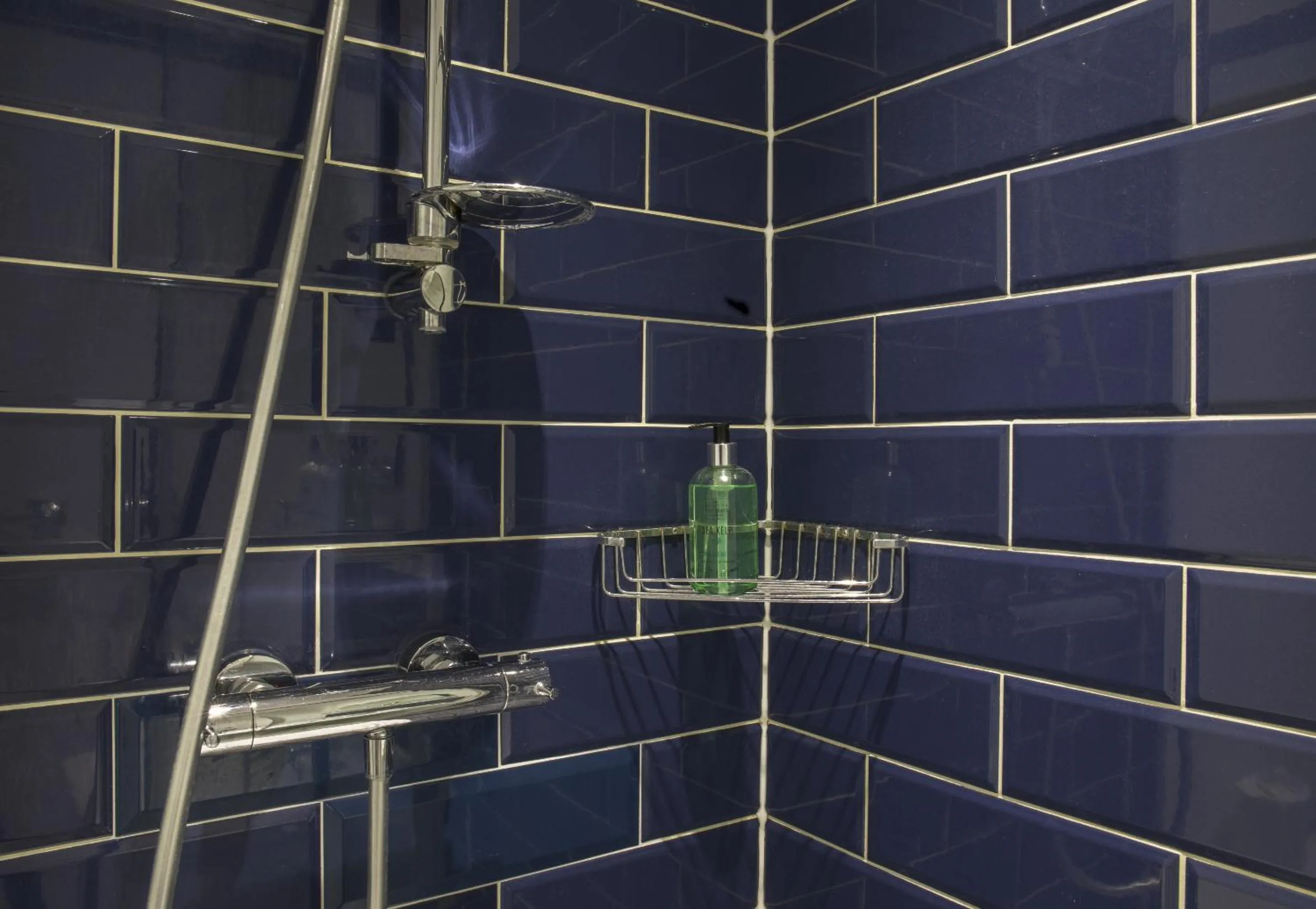 Bathroom in The Fox Inn