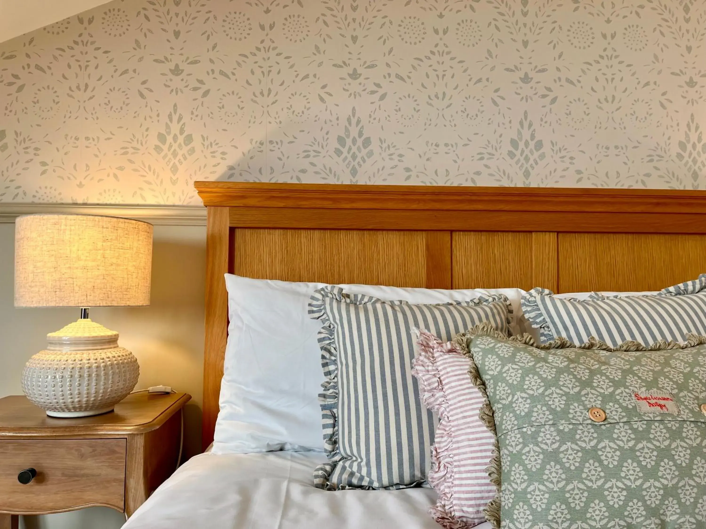 Bed in The Fox Inn Bed in The Fox Inn