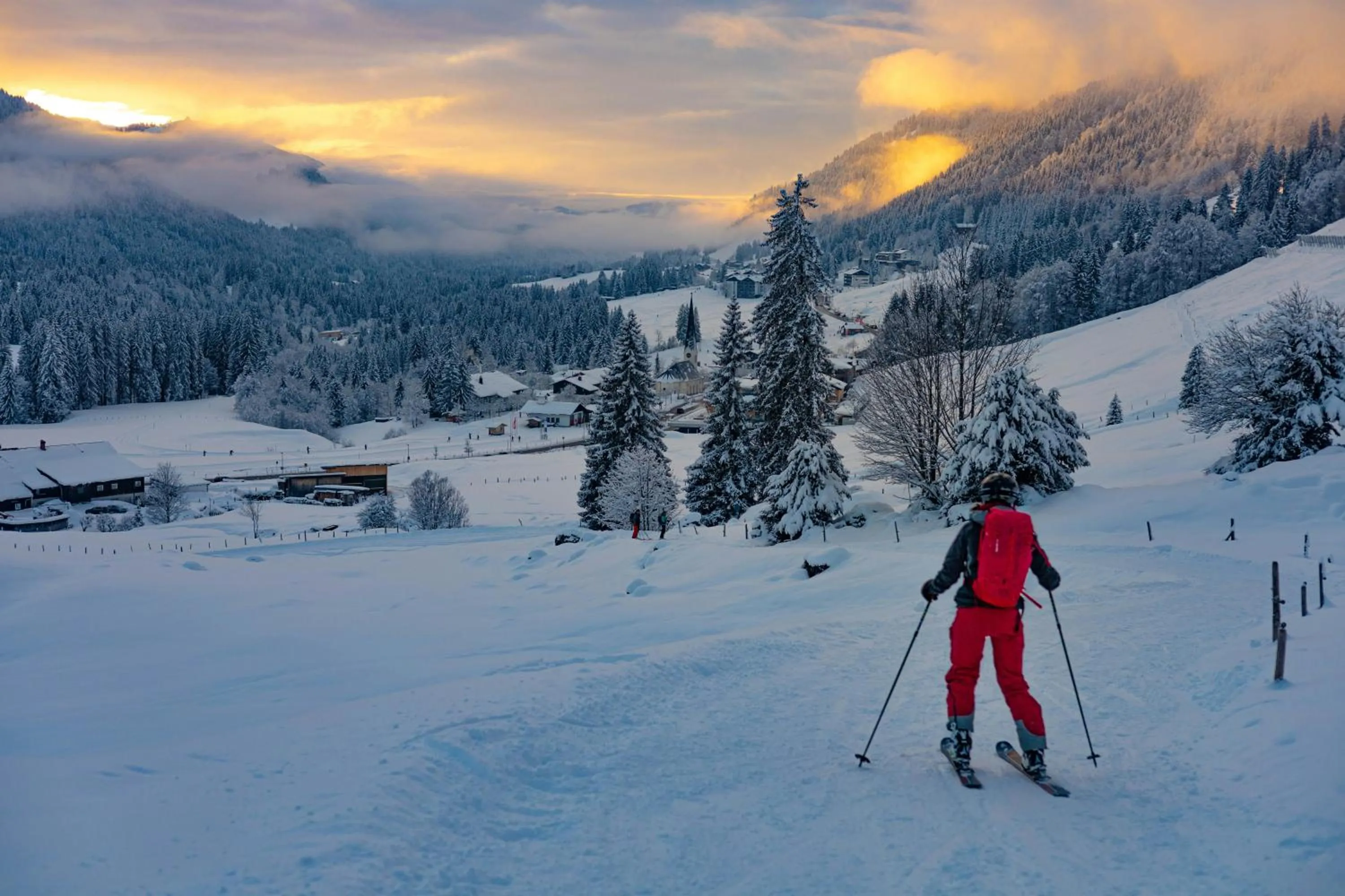 Ski School in Goldiger Hirsch B&B mit Gemeinschaftsküche