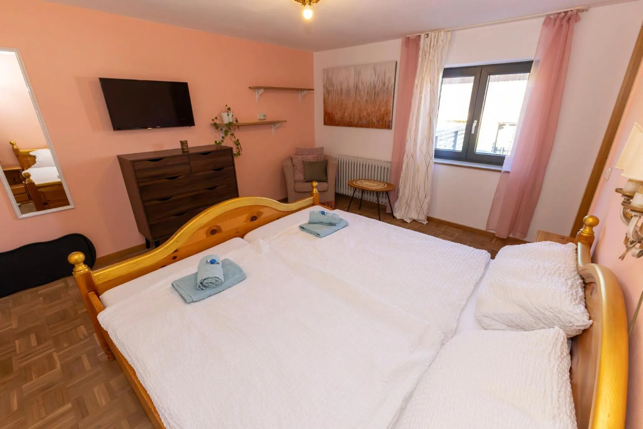 Bed in Goldiger Hirsch B&B mit Gemeinschaftsküche