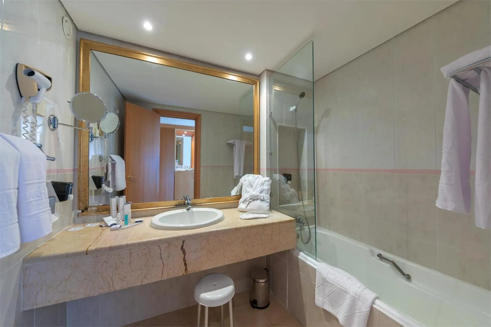 Shower in Marhaba Palace