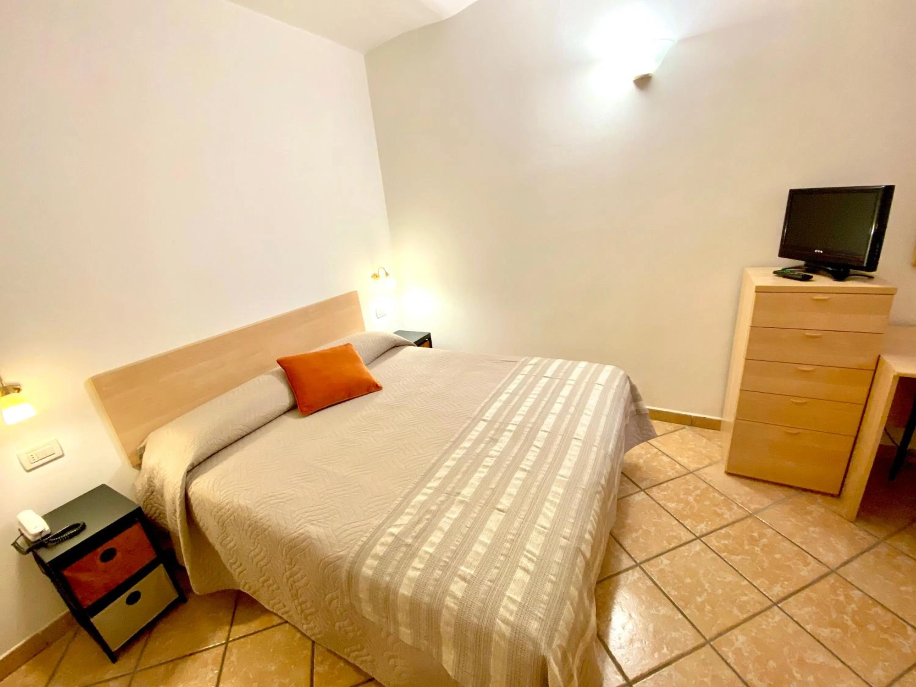 Bedroom, Bed in Residence Signa