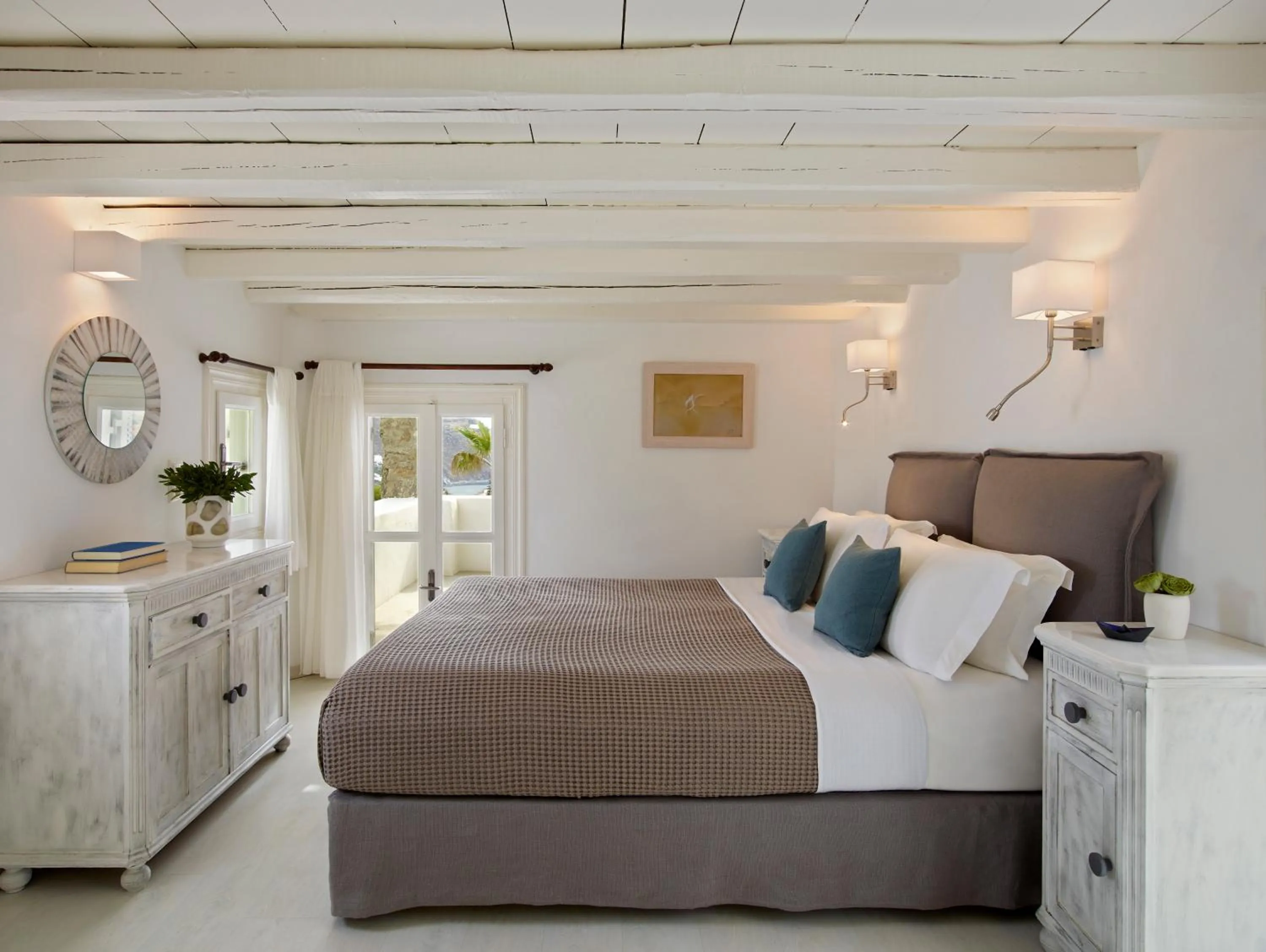 Bedroom, Bed in Kallos of Mykonos - previous Leonis Summer Houses