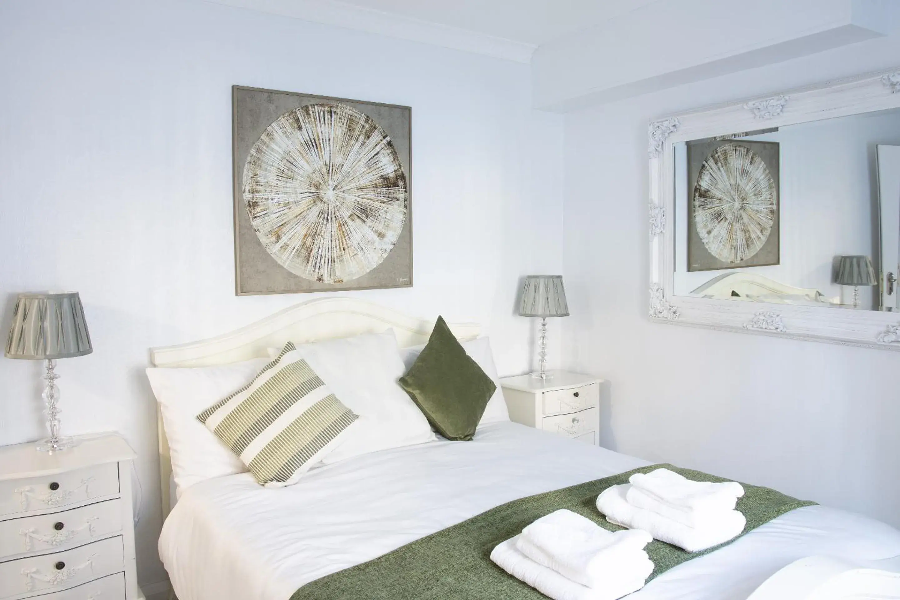 Standard Double Room in bishop gate bnb Standard Double Room in bishop gate bnb