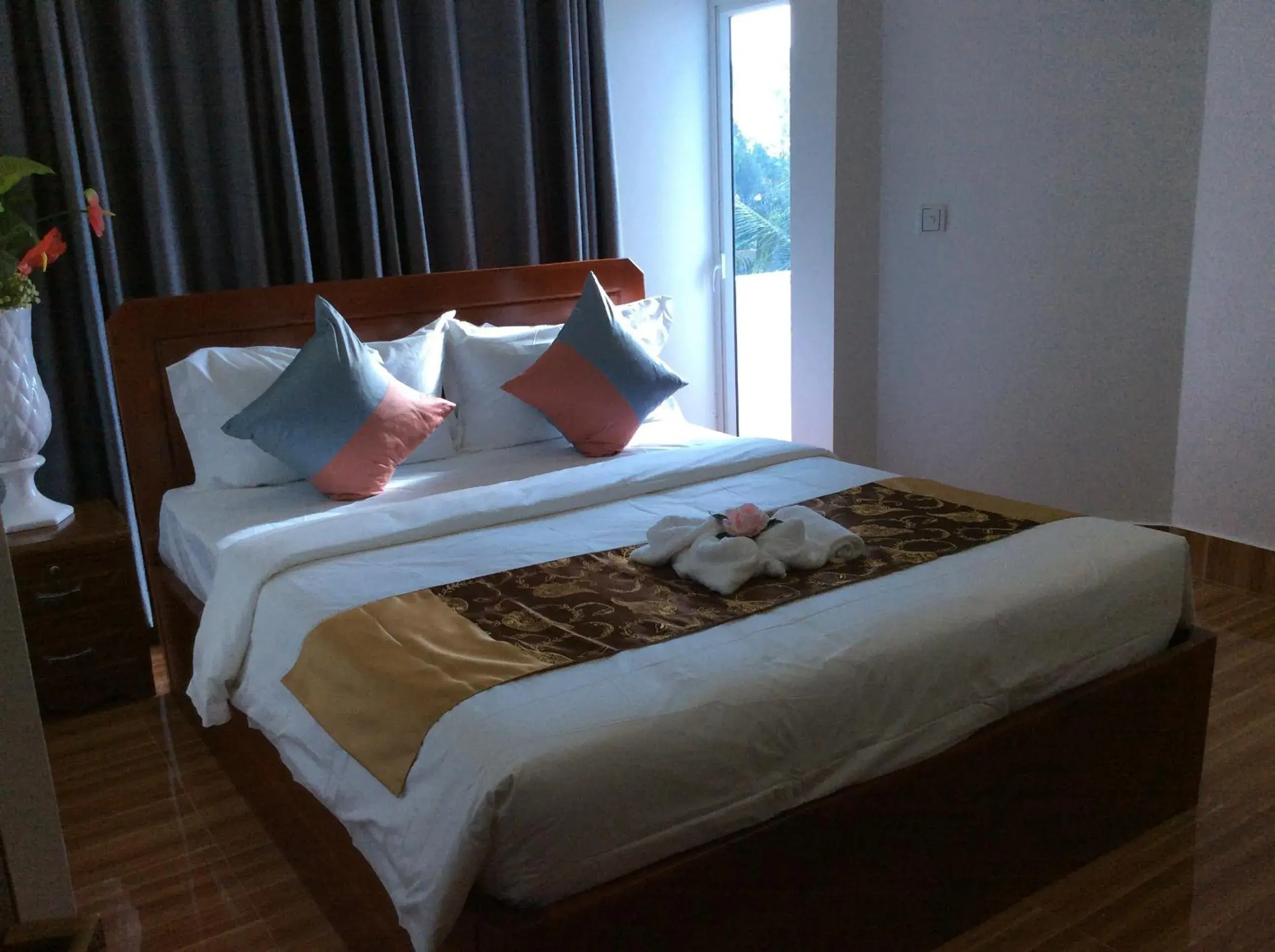 Deluxe Double Room with Balcony in Realkhom Homestay Deluxe Double Room with Balcony in Realkhom Homestay