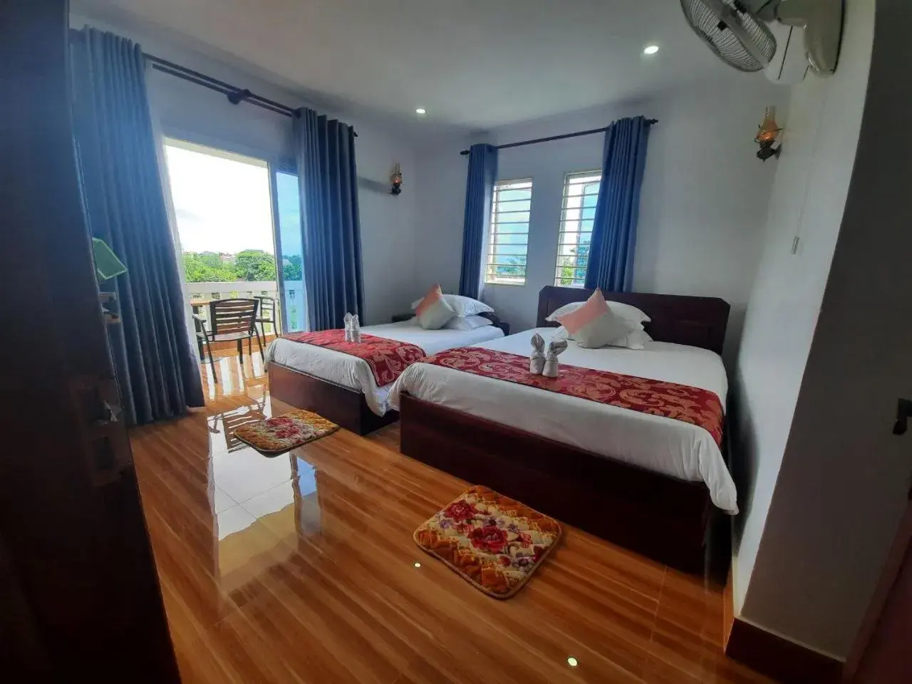 Superior Twin Room with City View in Realkhom Homestay Superior Twin Room with City View in Realkhom Homestay
