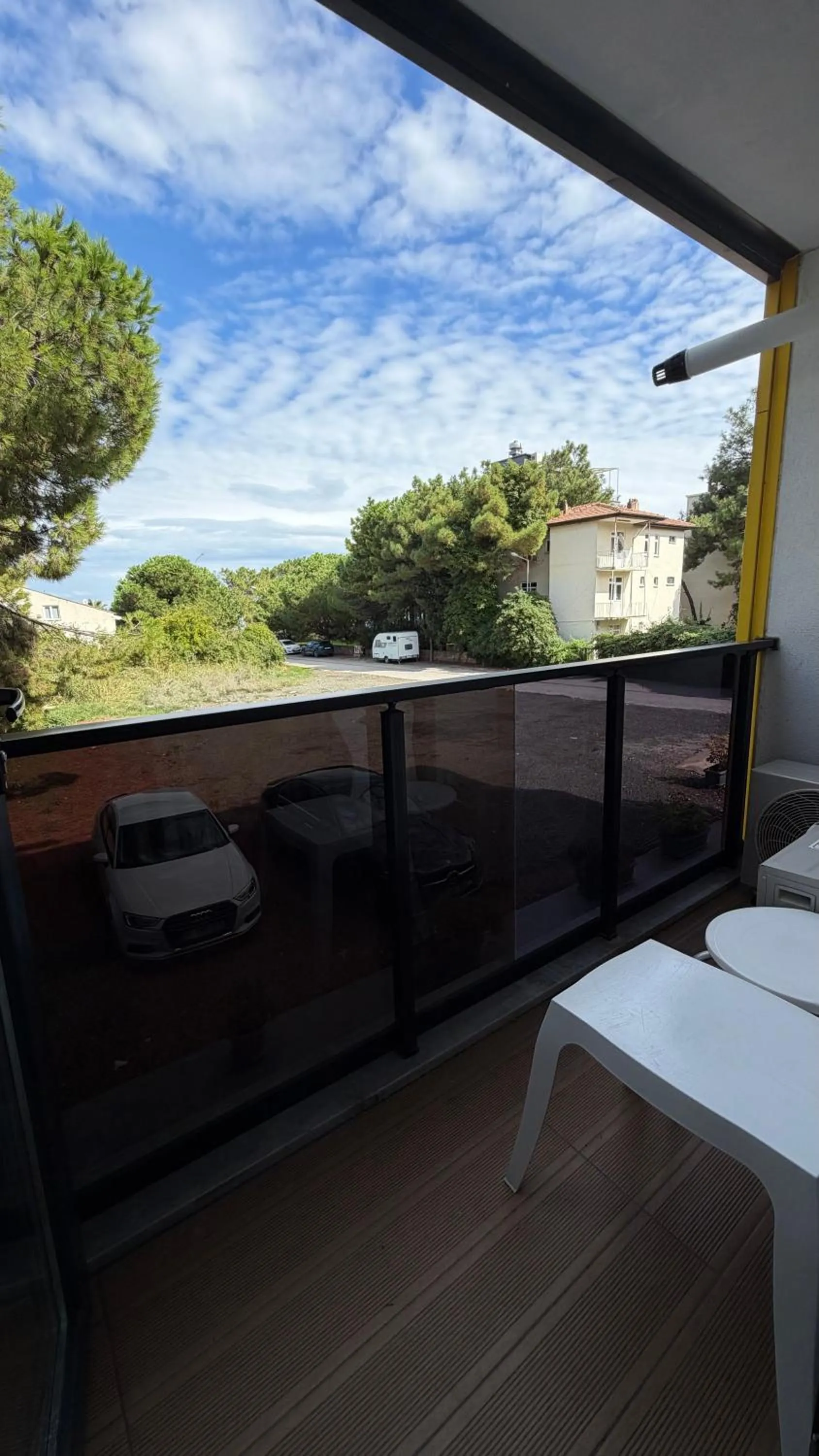 Day in Deluxe Beach Residence