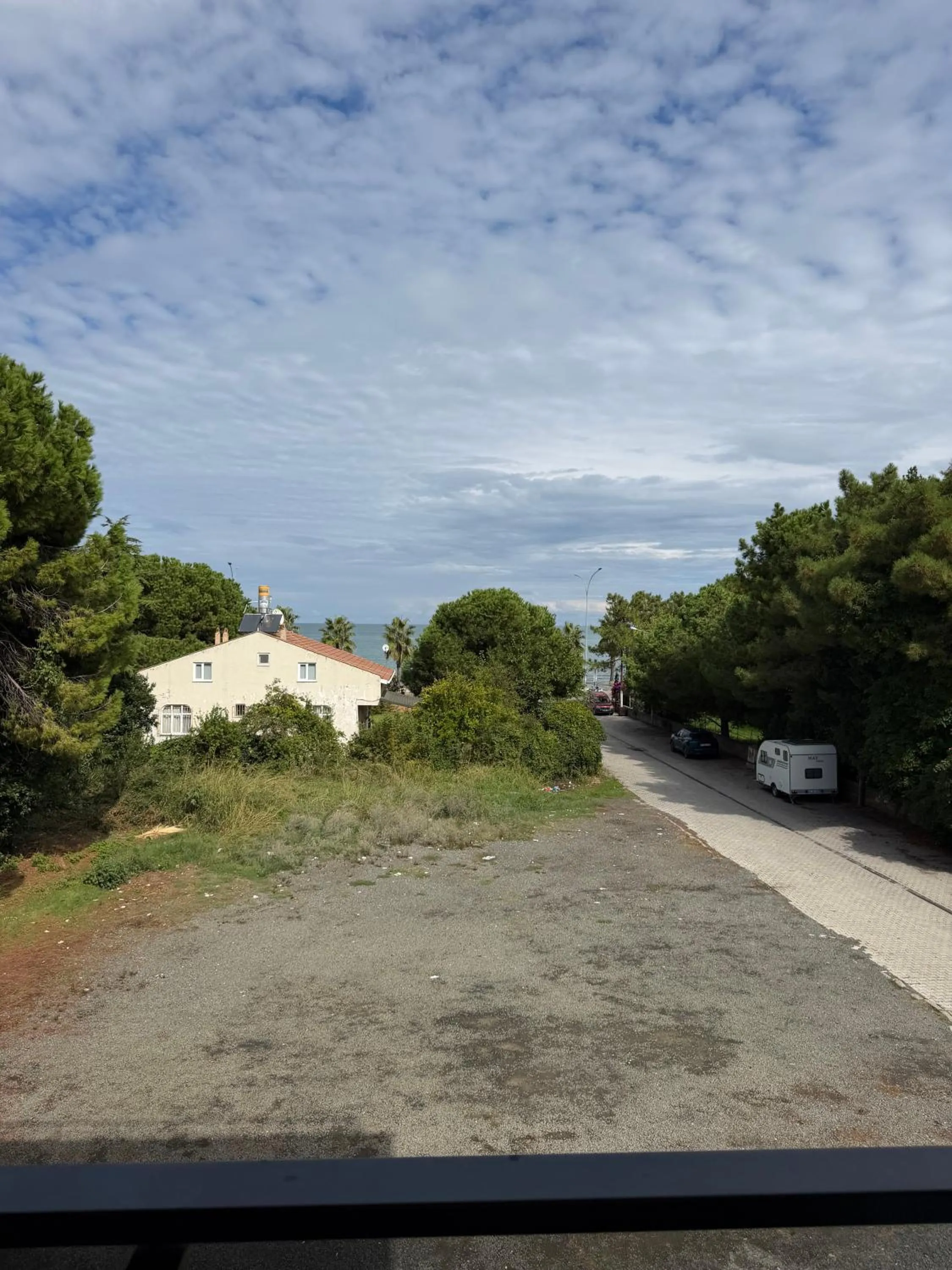 Day in Deluxe Beach Residence