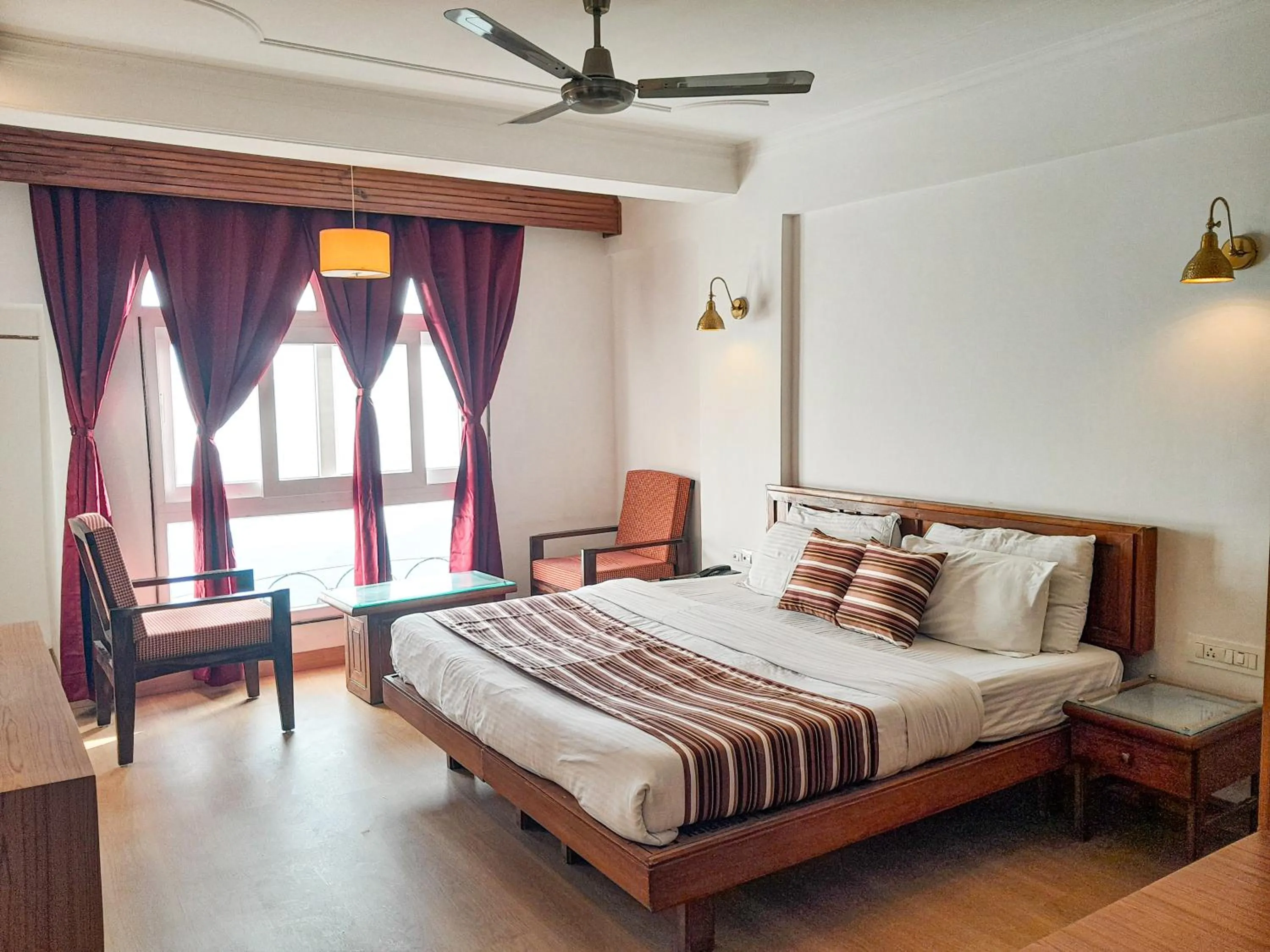Double Room with Mountain View in The Three Oaks Boutique Hotel