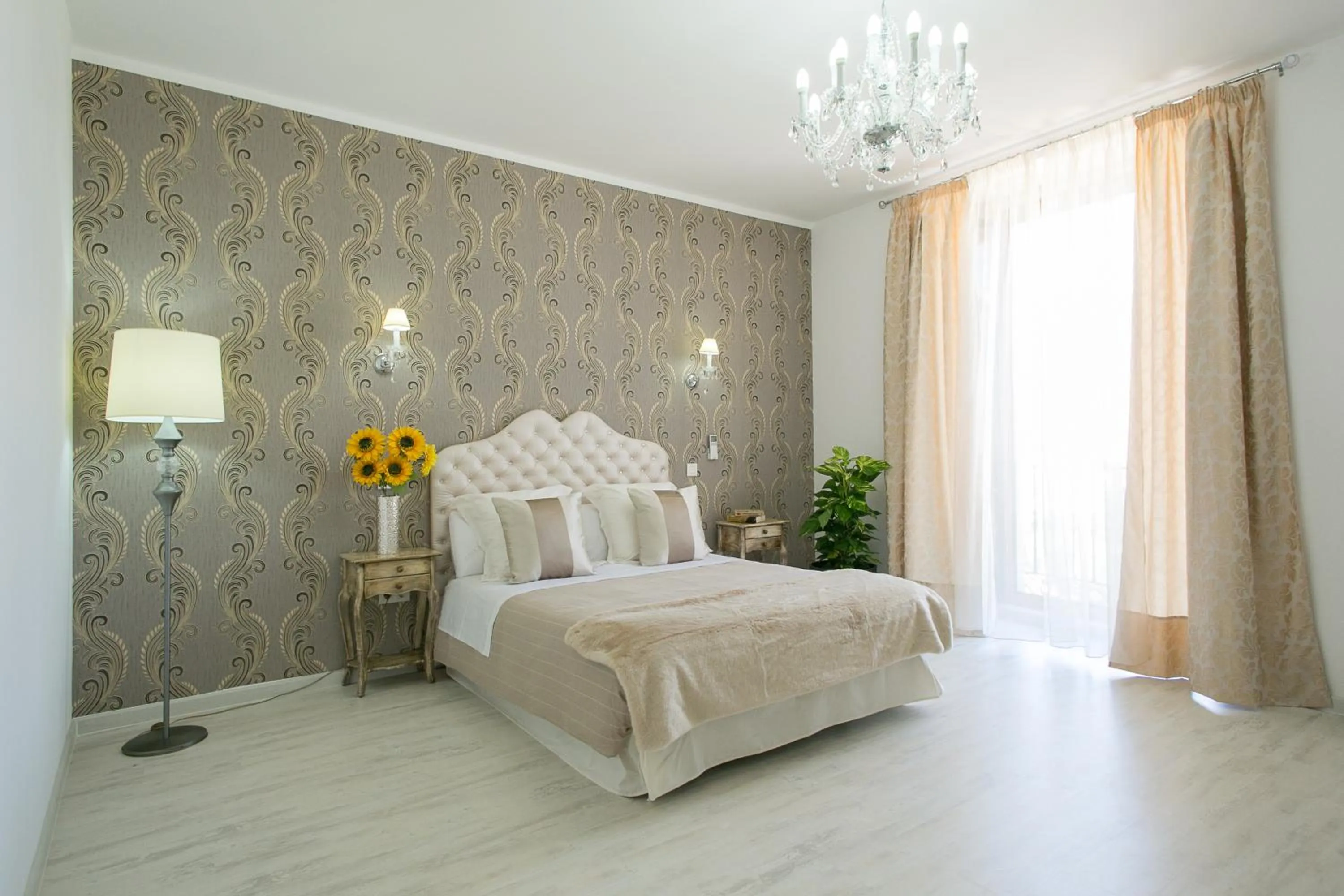 Bedroom, Bed in Hostal Central Palace Madrid