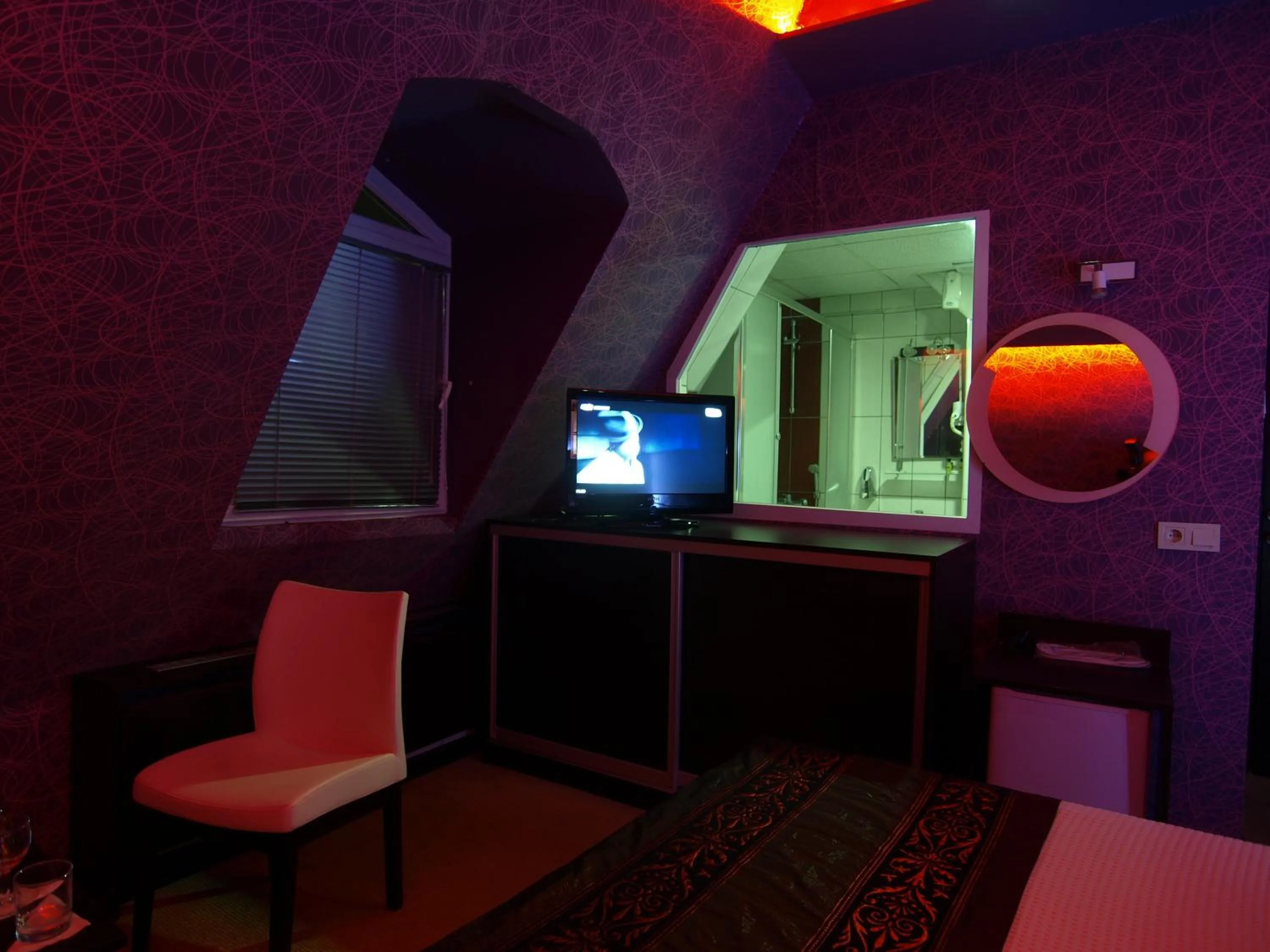 Photo of the whole room in Hotel Timya